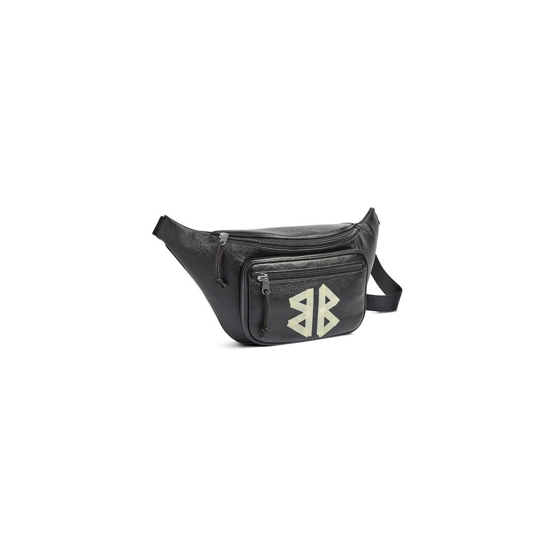 Men's Explorer Beltpack in Black Product Image