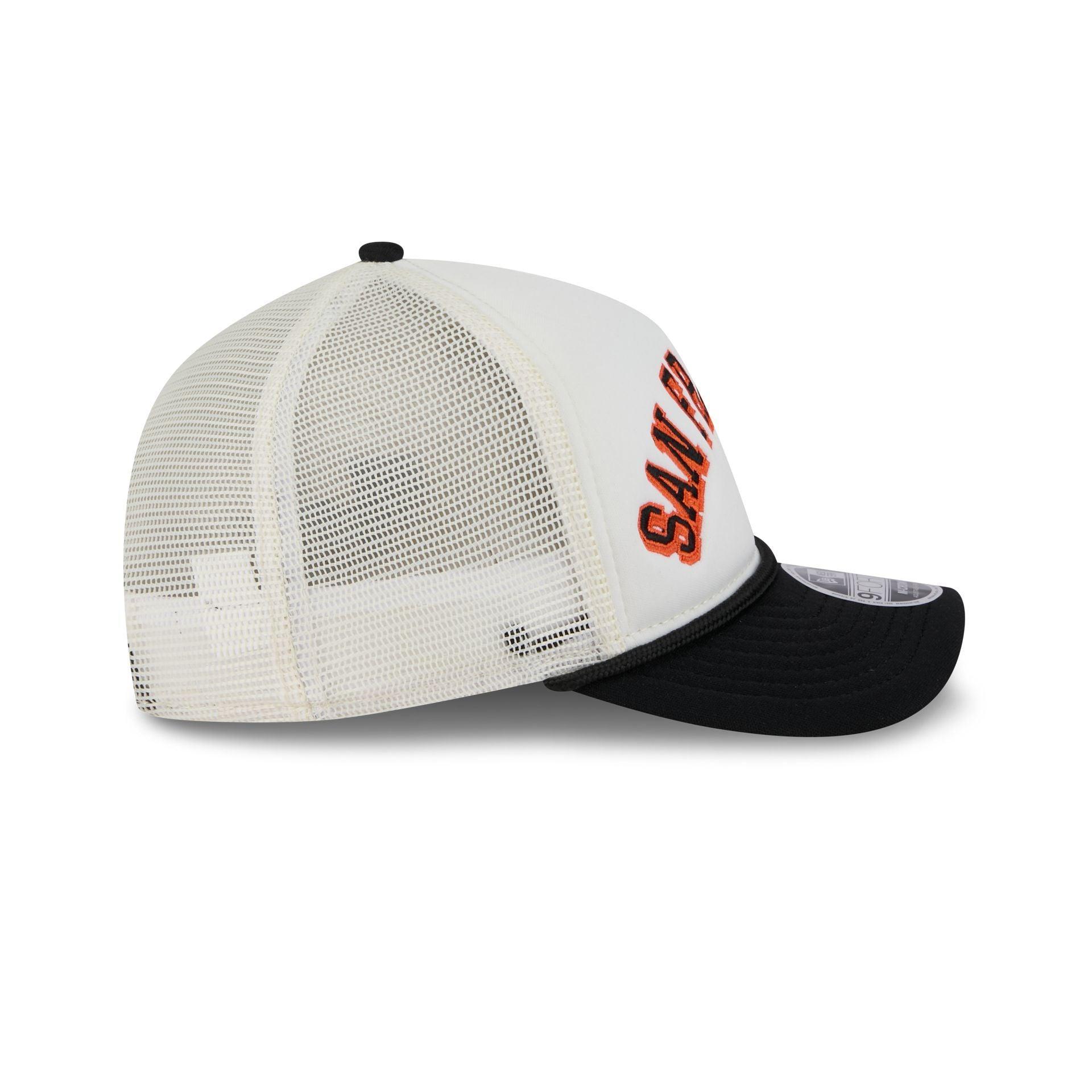 San Francisco Giants Chrome Arch 9FORTY M-Crown A-Frame Trucker Hat Male Product Image