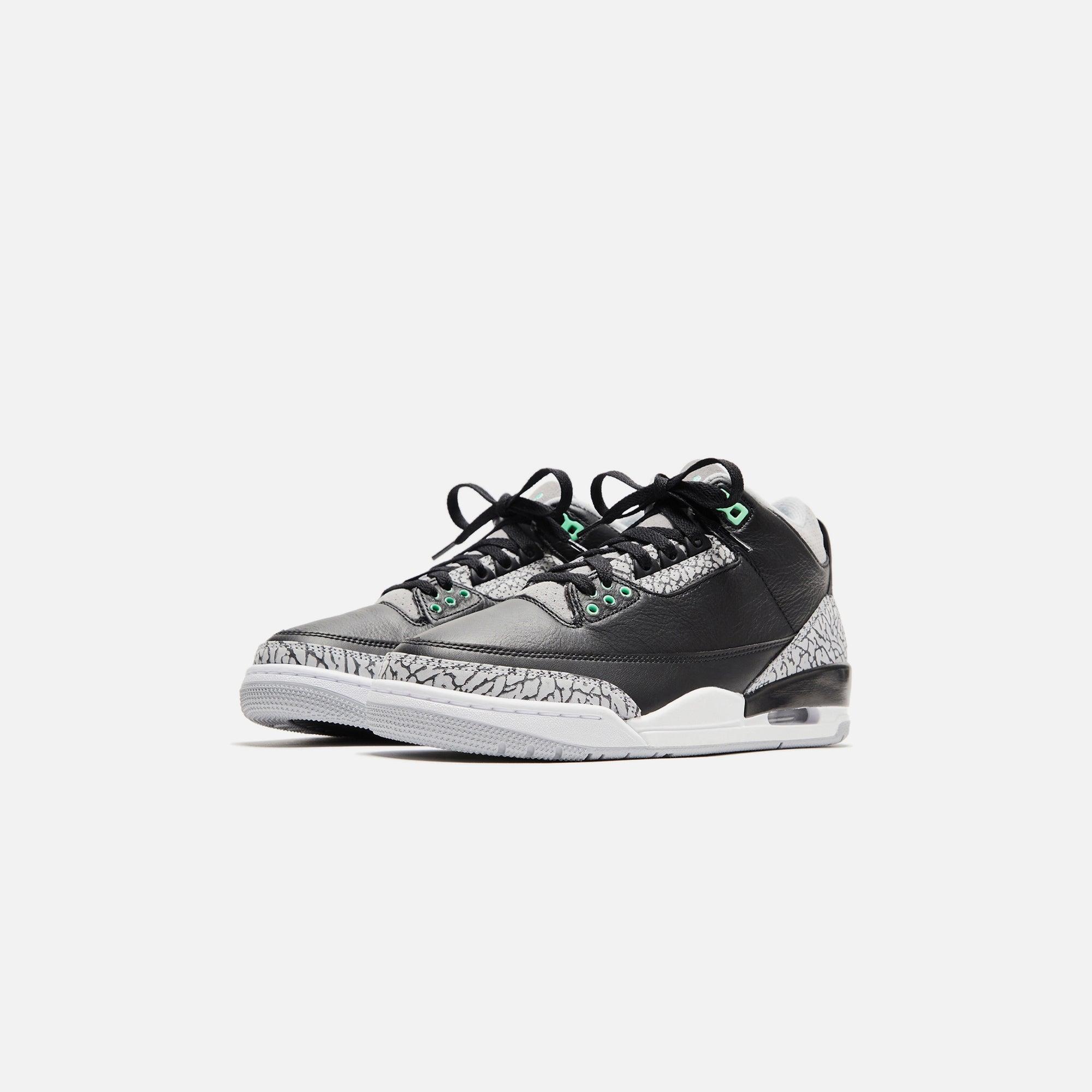 Jordan Air Jordan 3 Retro - Black / Green Glow / Wolf Grey / White Male Product Image
