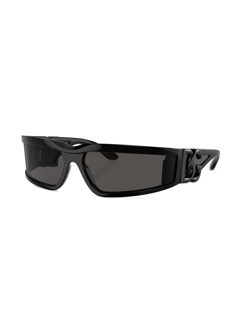 logo-plaque wraparound sunglasses Product Image