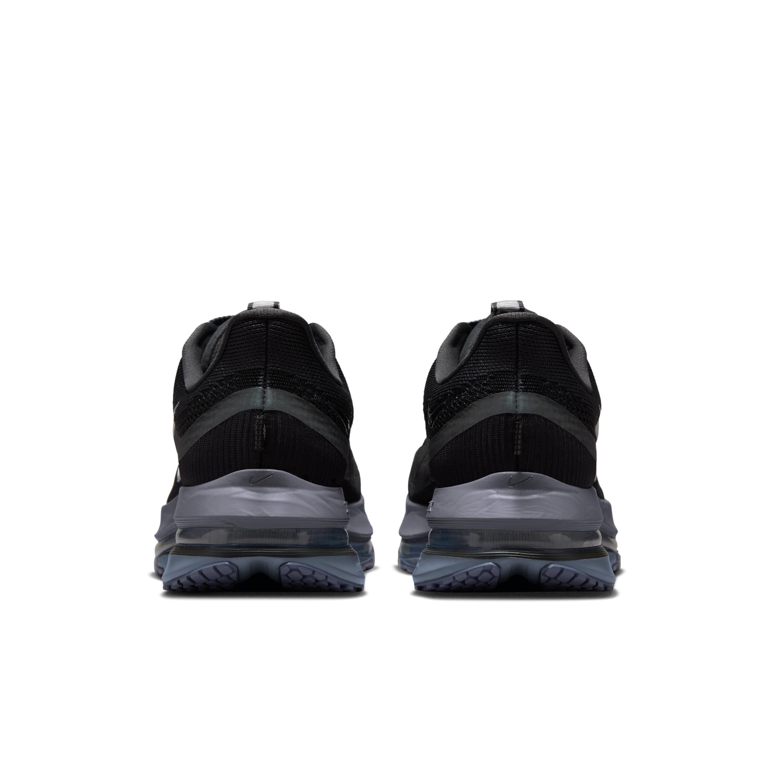 Nike Men's Pegasus Premium Road Running Shoes Product Image