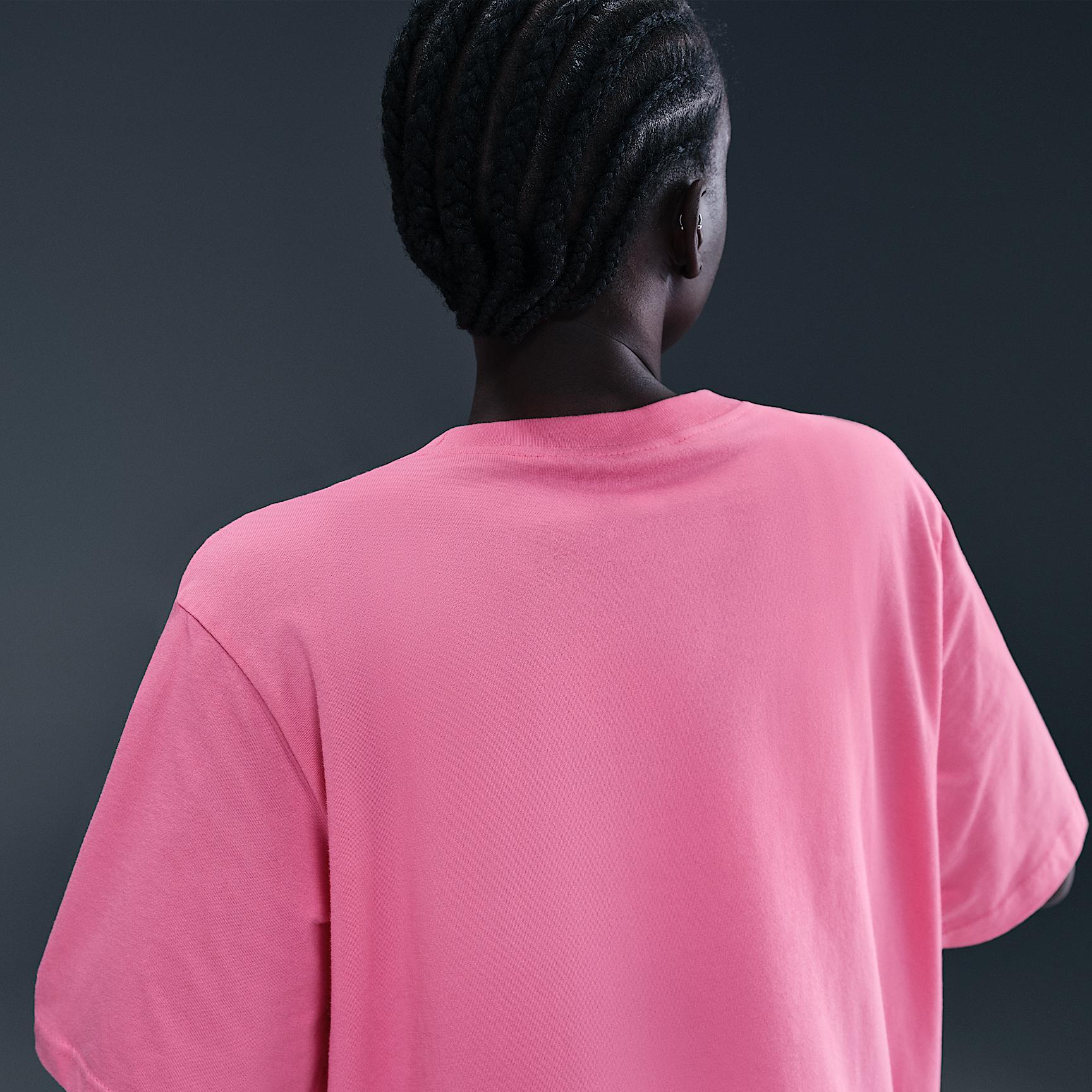 Women's Nike Sportswear Essential Graphic T-Shirt Product Image