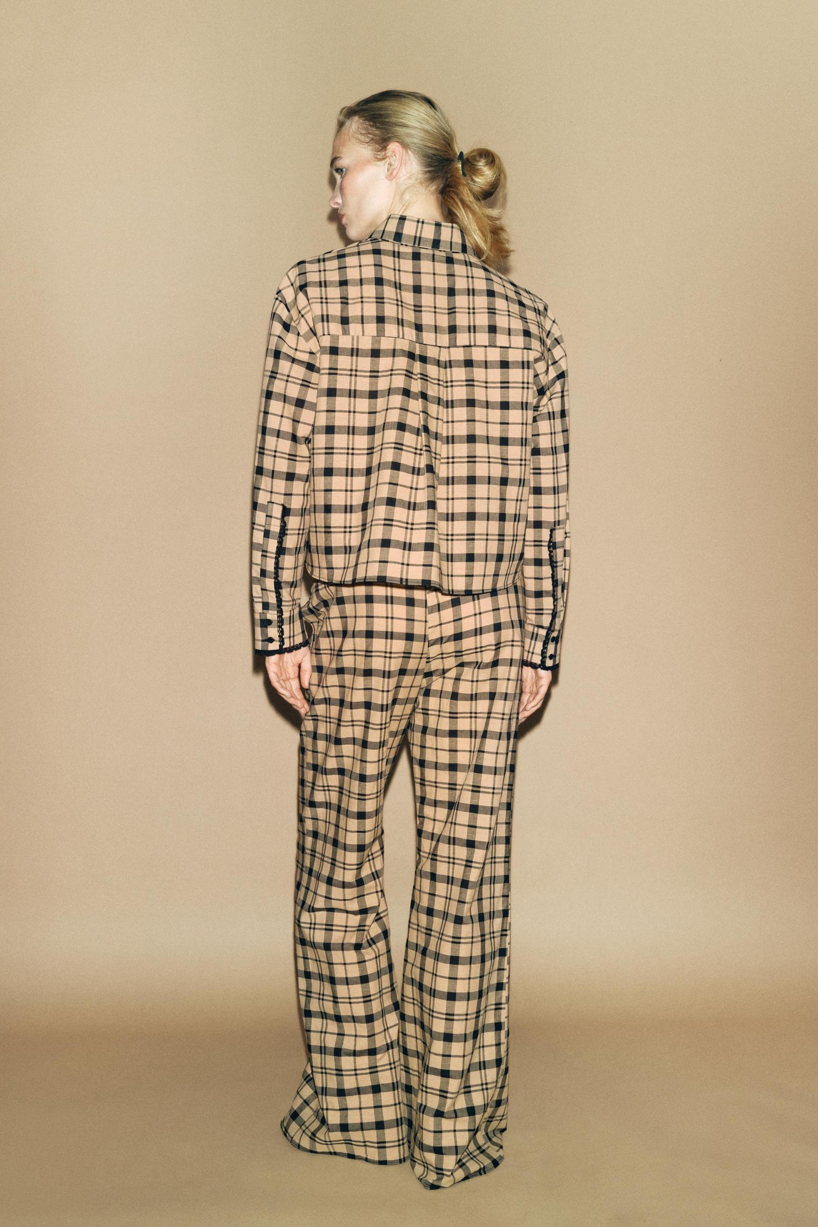 CHECKERED PAJAMA PANTS Product Image
