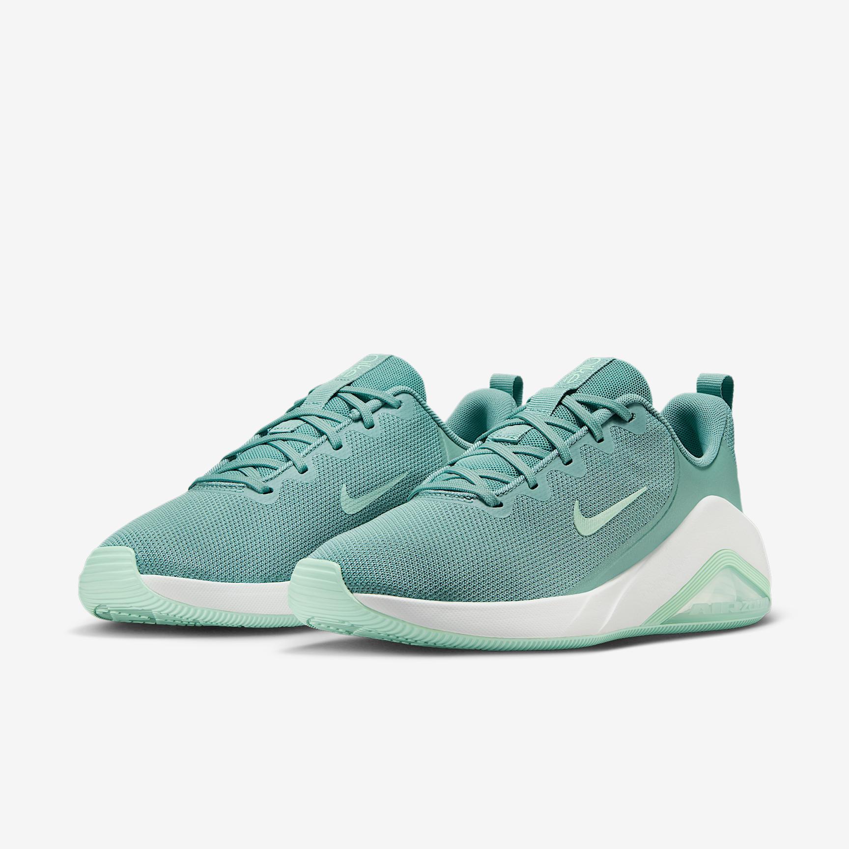 Nike Women's Bella 7 Workout Shoes Product Image