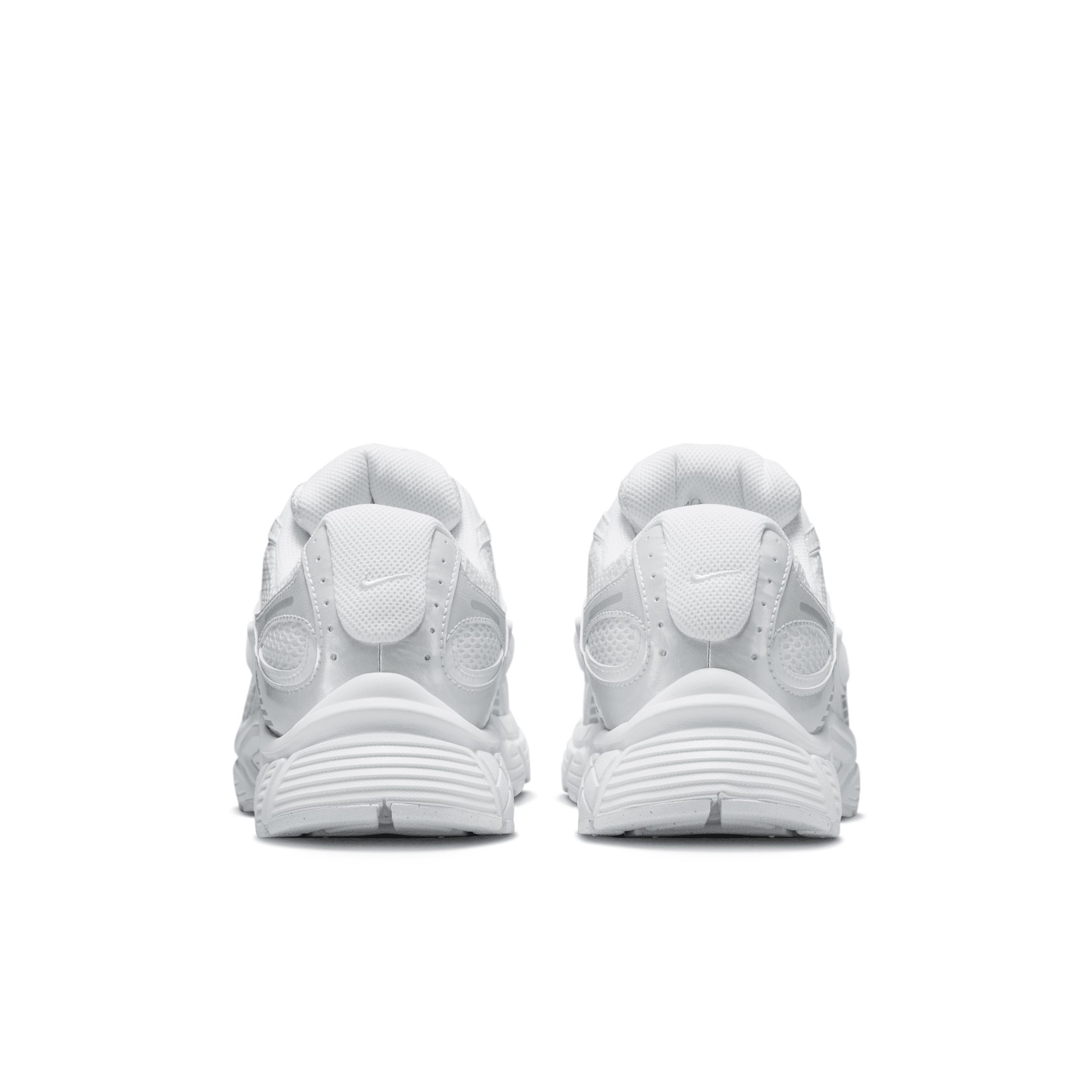 Nike Men's V5 RNR Shoes Product Image