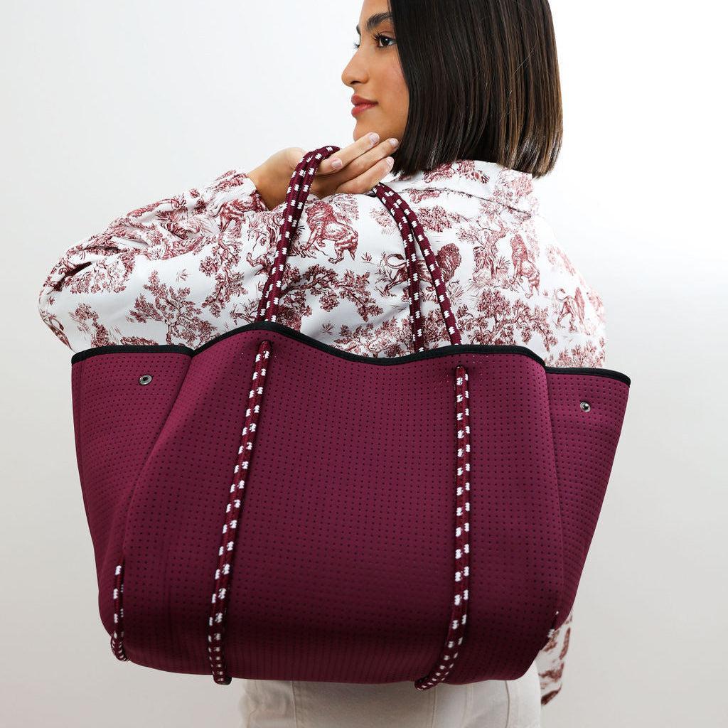 EVERYDAY TOTE BERRY Product Image