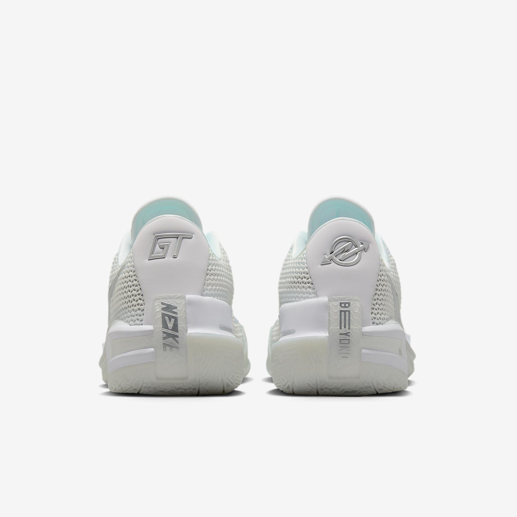 Nike G.T. Cut Basketball Shoes Product Image