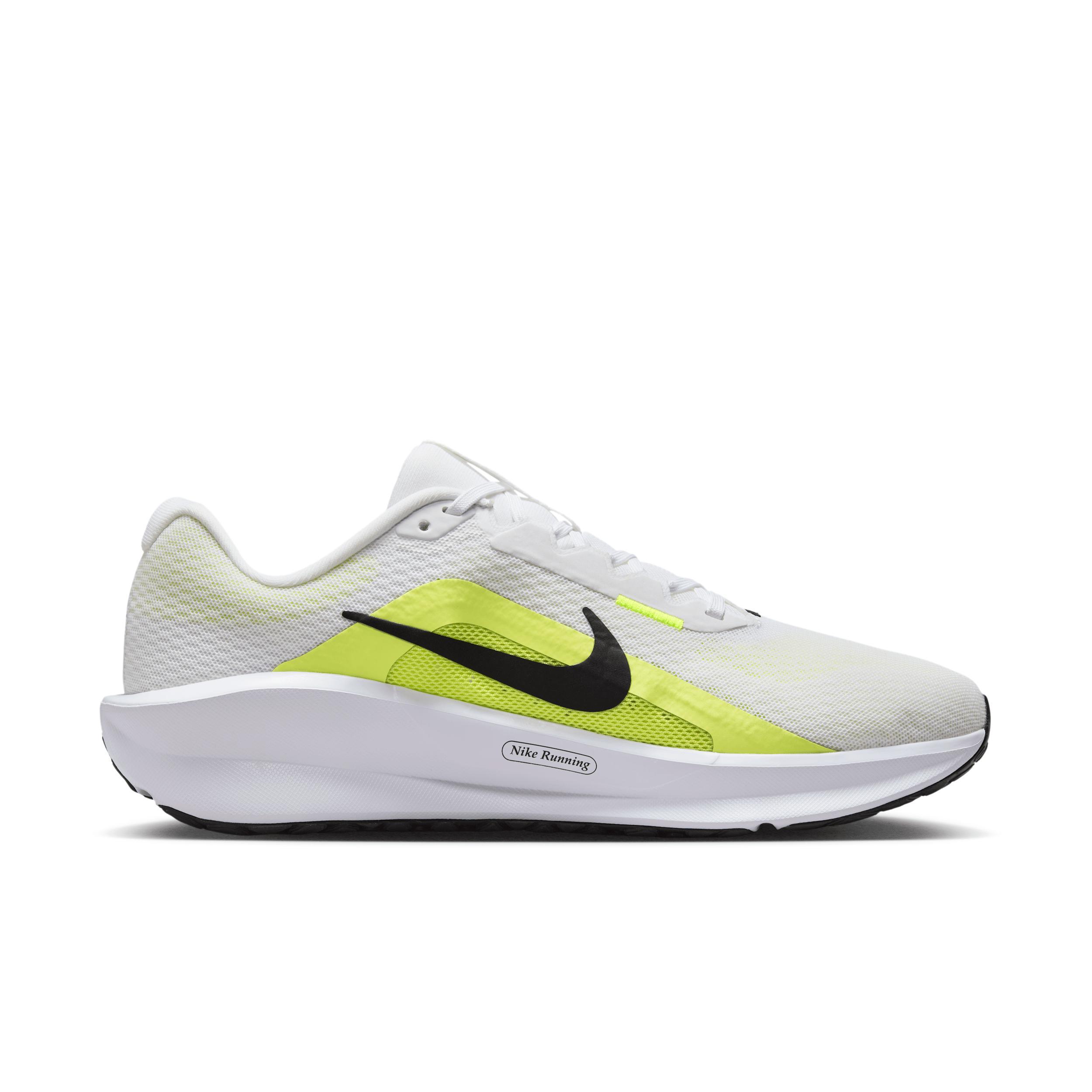 Nike Men's Downshifter 13 Road Running Shoes (Extra Wide) Product Image