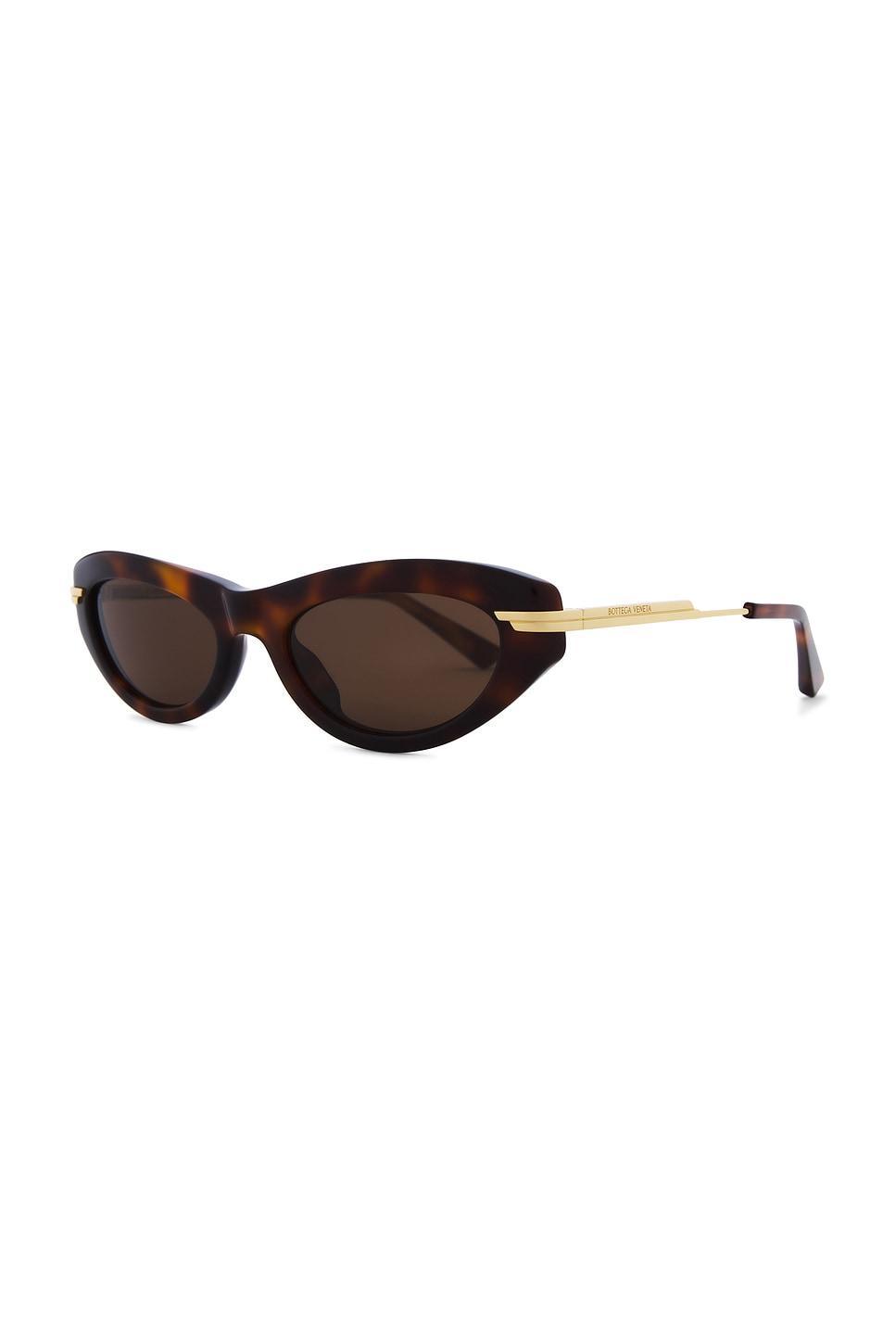 Oval Sunglasses Bottega Veneta Product Image