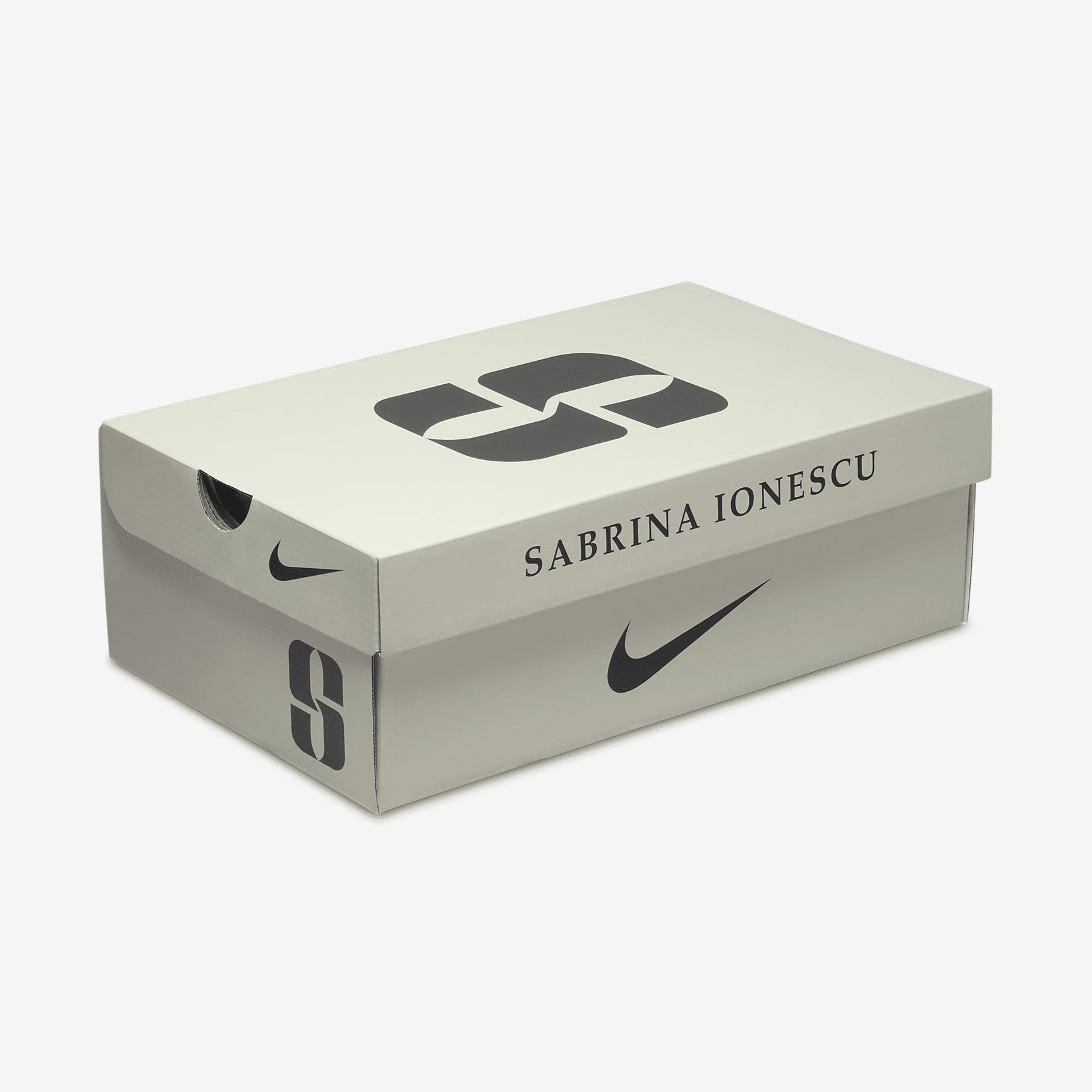 Sabrina 1 Basketball Shoes Product Image