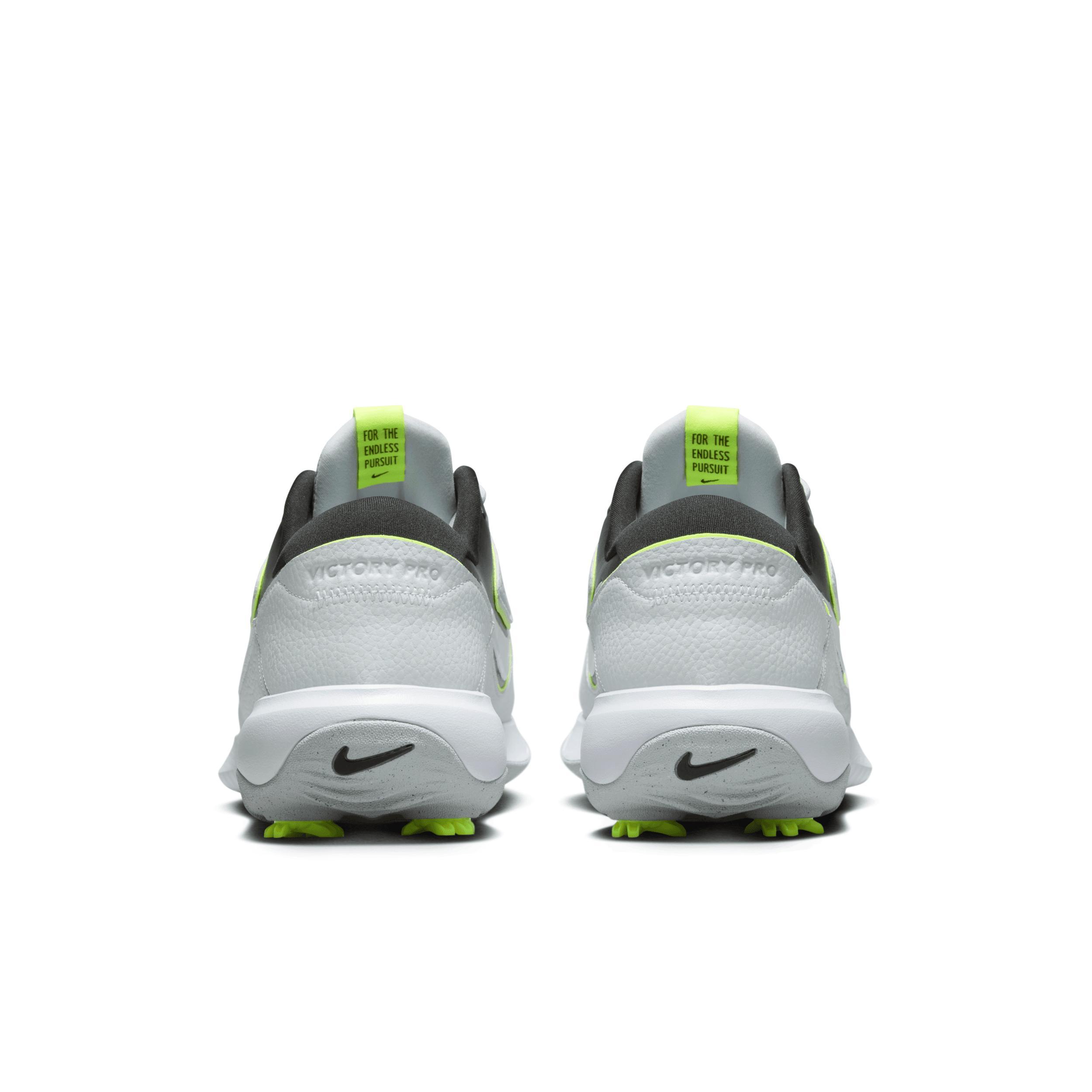 Nike Men's Victory Pro 3 Golf Shoes Product Image