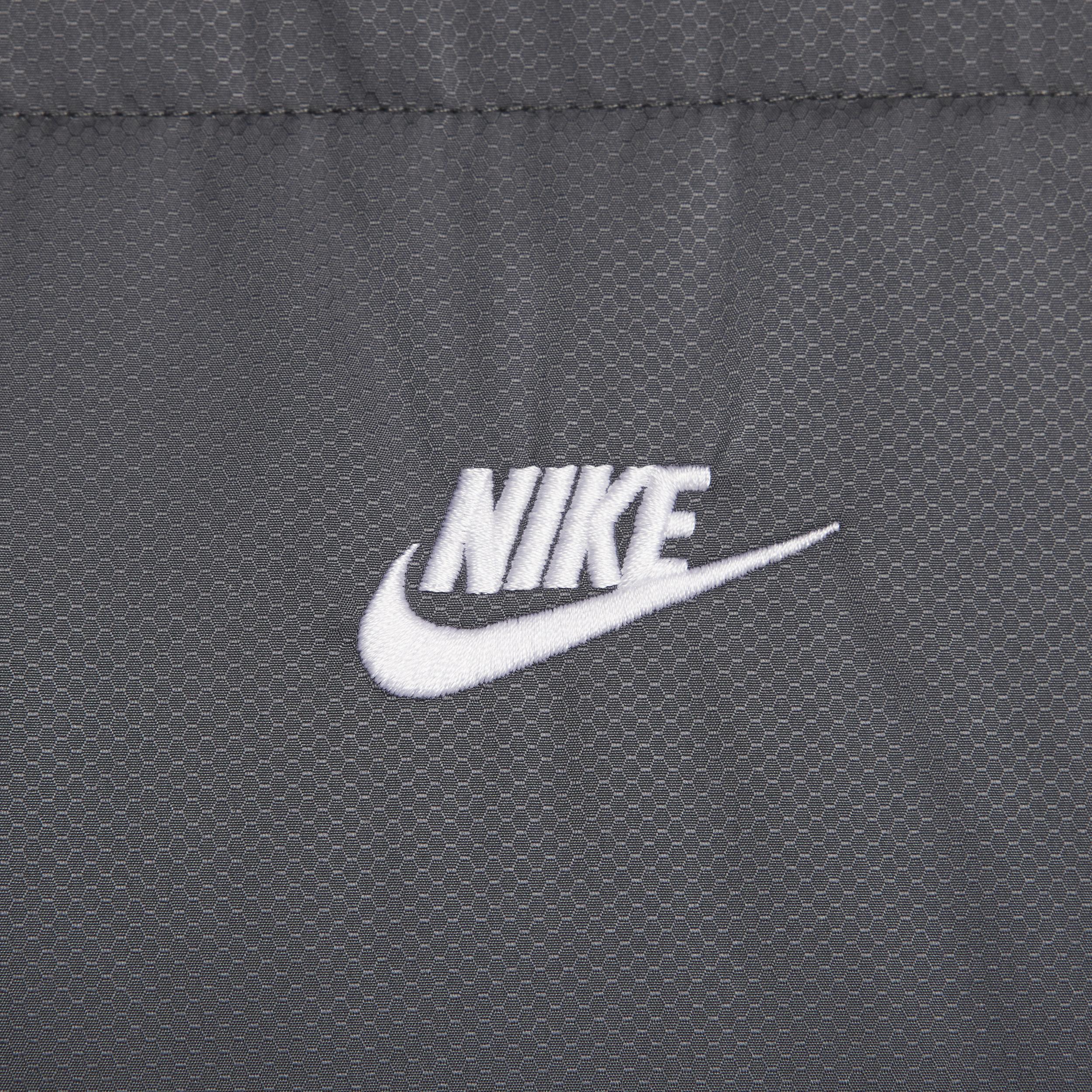 Nike Sportswear Club PrimaLoft® Men's Water-Repellent Puffer Vest Product Image
