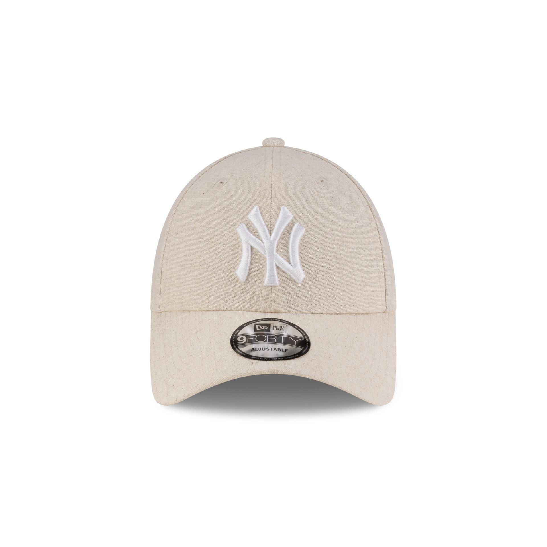 New York Yankees Linen Cream 9FORTY Adjustable Hat Male Product Image