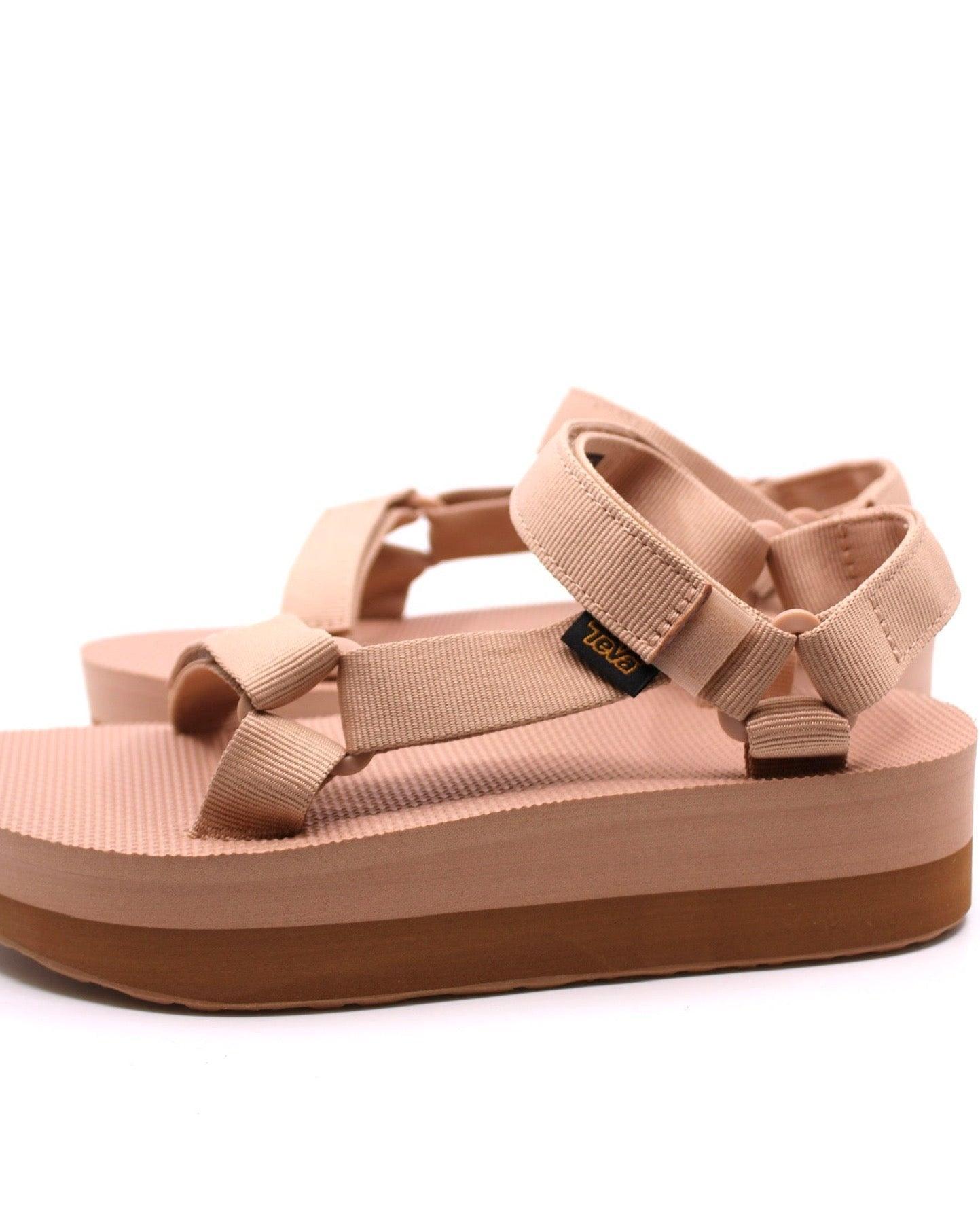 Teva Flatform Universal Maple Sugar/Lion Product Image