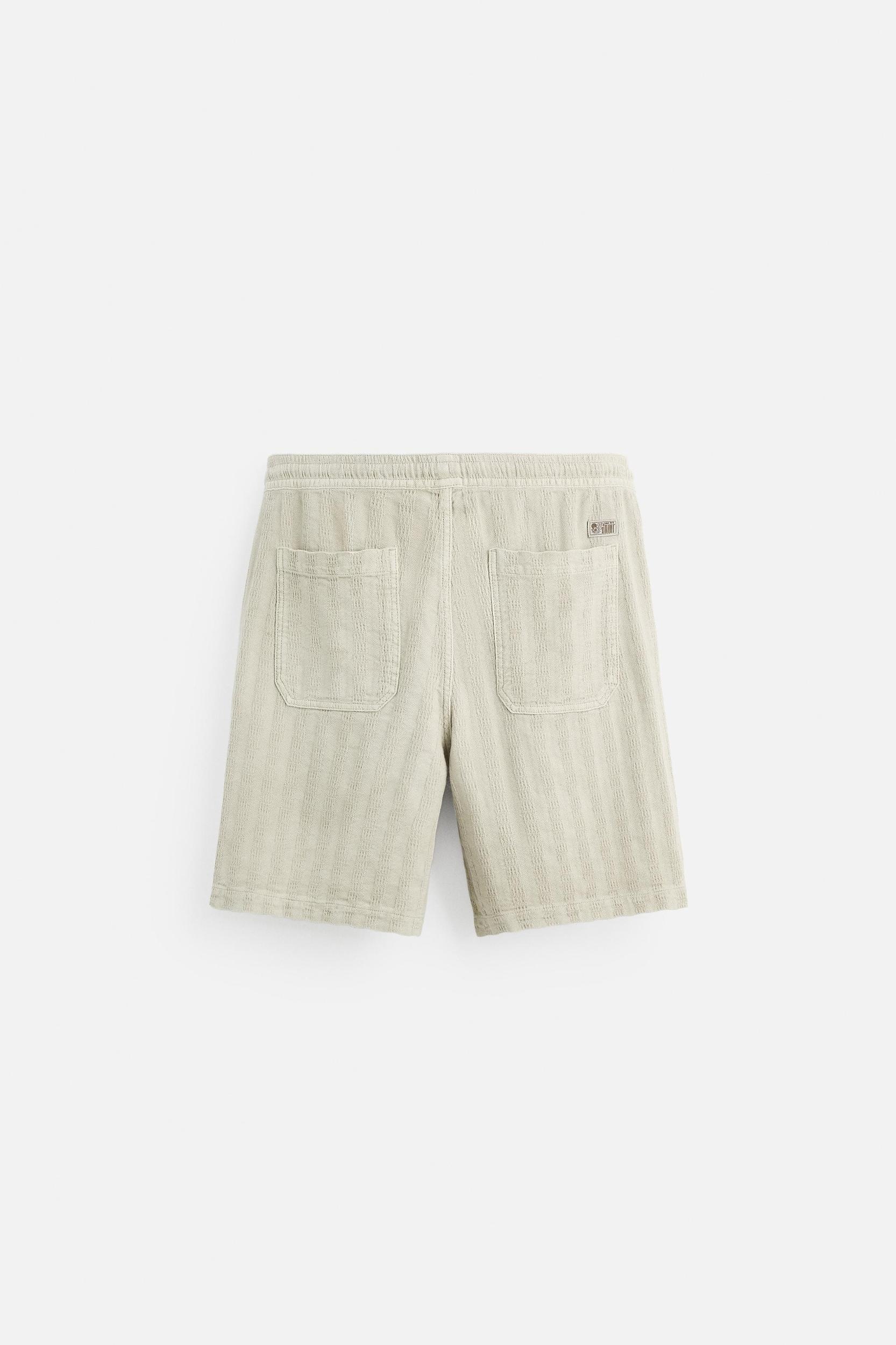 STRIPED JACQUARD SHORTS Product Image