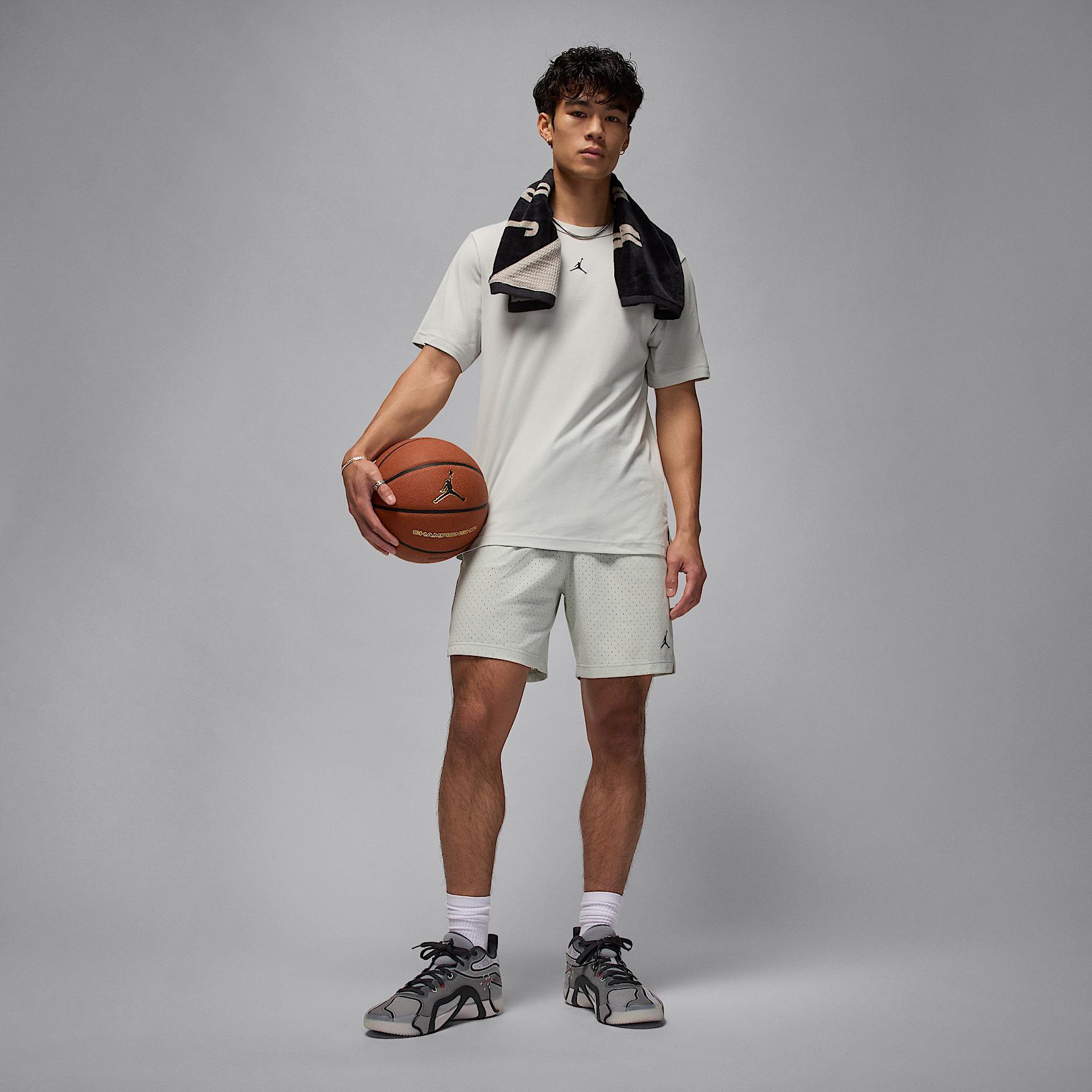 Jordan Sport Men's Dri-FIT Mesh Shorts Product Image