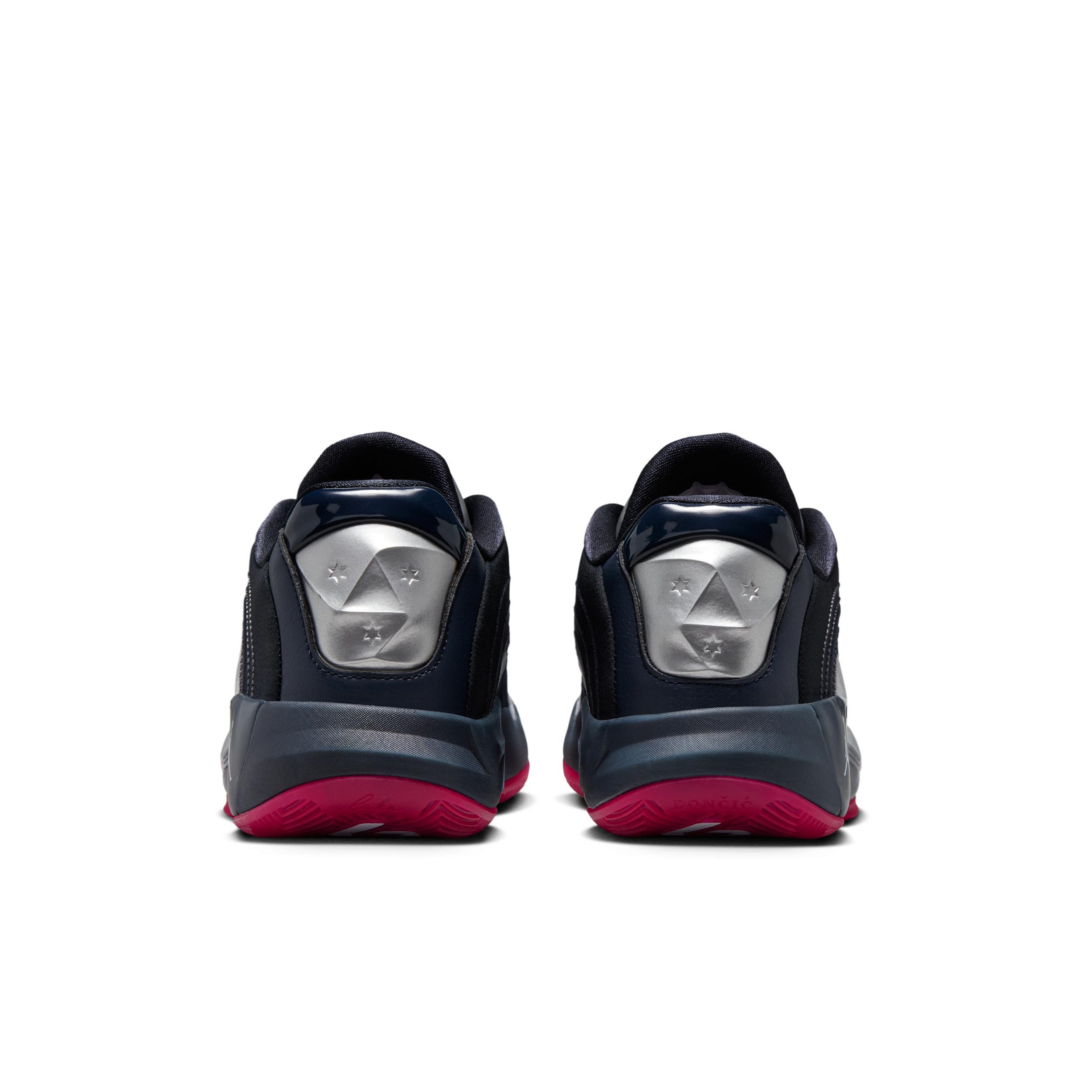 Nike Men's Luka 4 "Navidor" Basketball Shoes Product Image