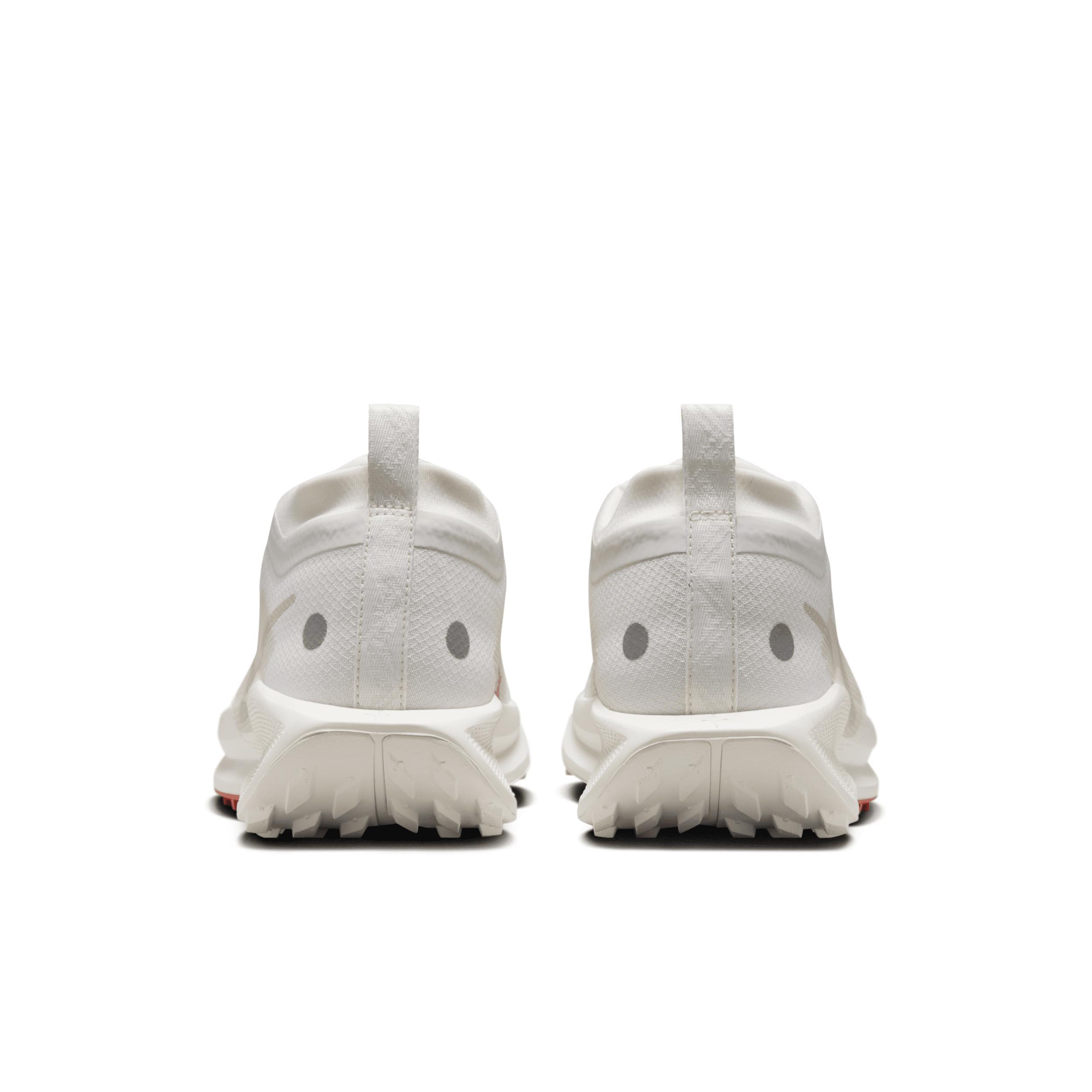 Nike Women's Pegasus Trail 5 GORE-TEX Waterproof Trail Running Shoes Product Image