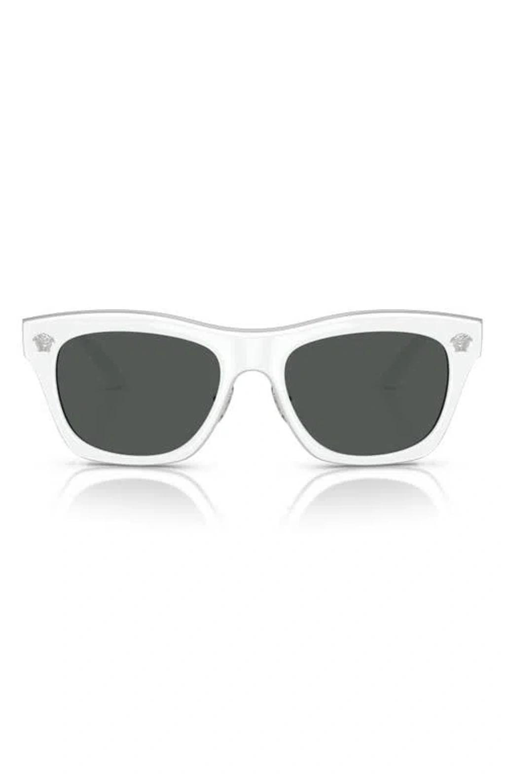 Mens DL1006 Oval Sunglasses Product Image