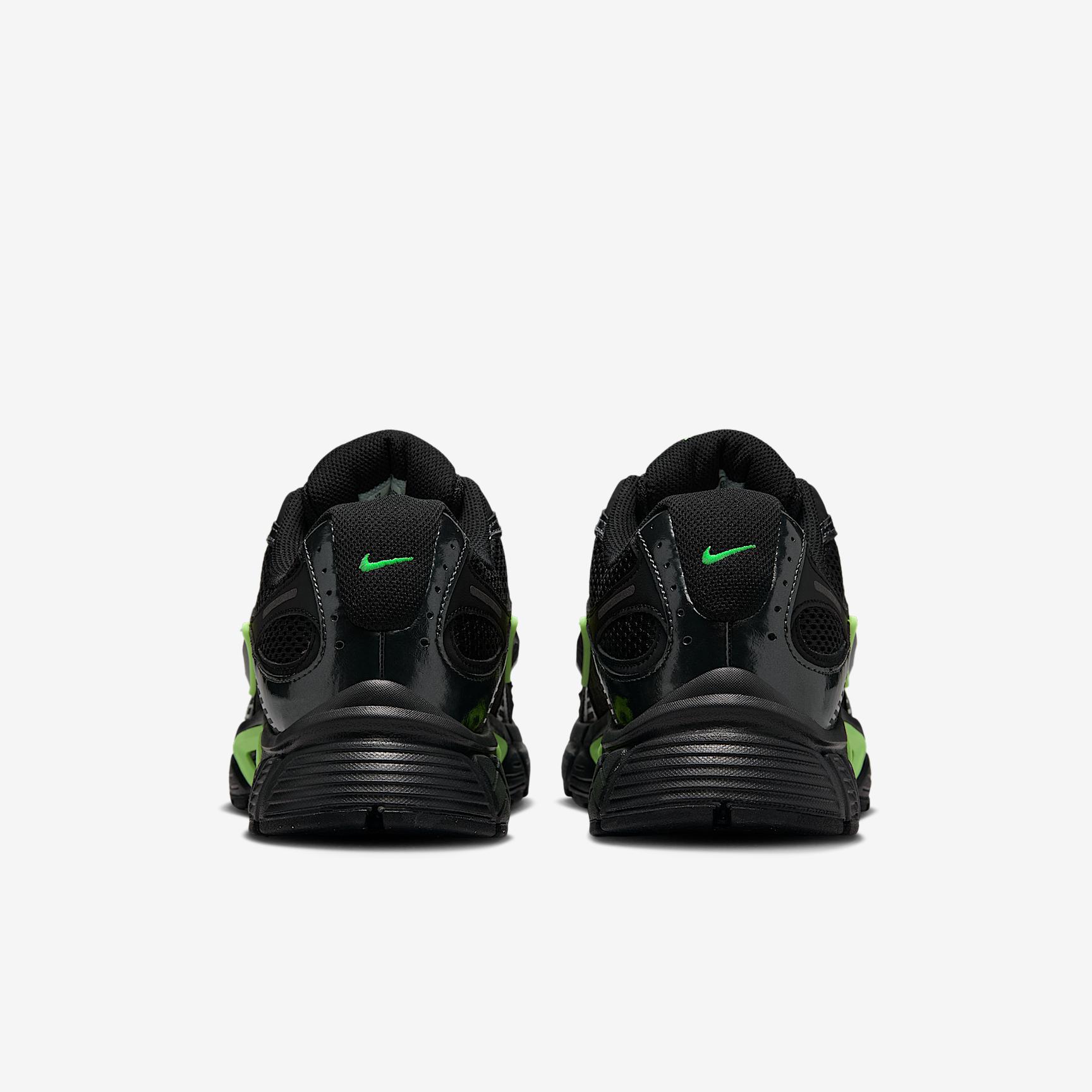 Nike V5 RNR Men's Shoes Product Image