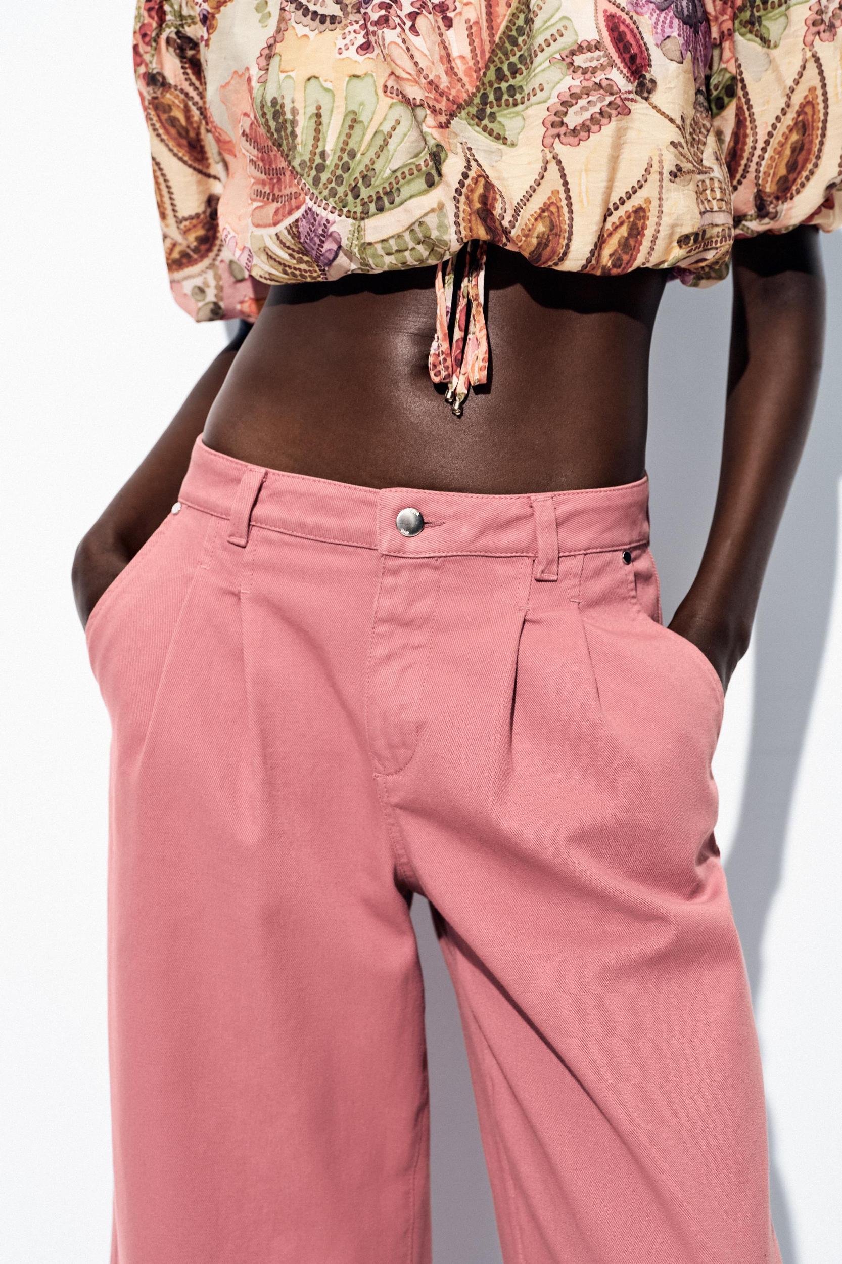 Z1975 MID-RISE PLEAT JEANS Product Image