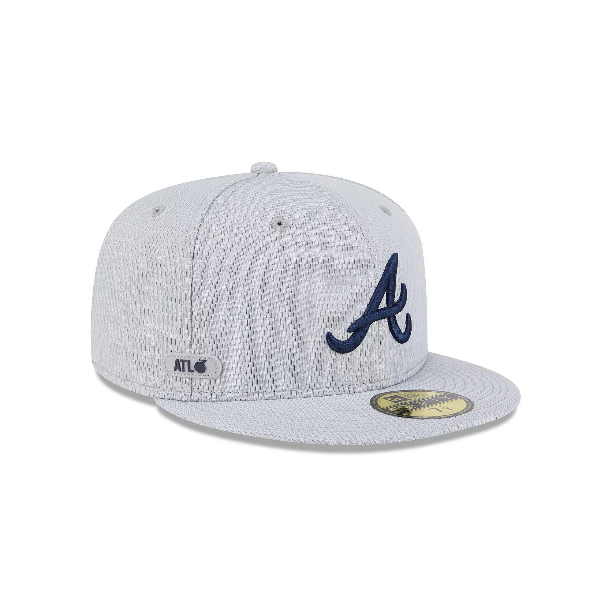 Men's New Era Gray Atlanta Braves 2025 MLB Clubhouse 59FIFTY Fitted Hat, Size: 7 1/4, Grey Product Image