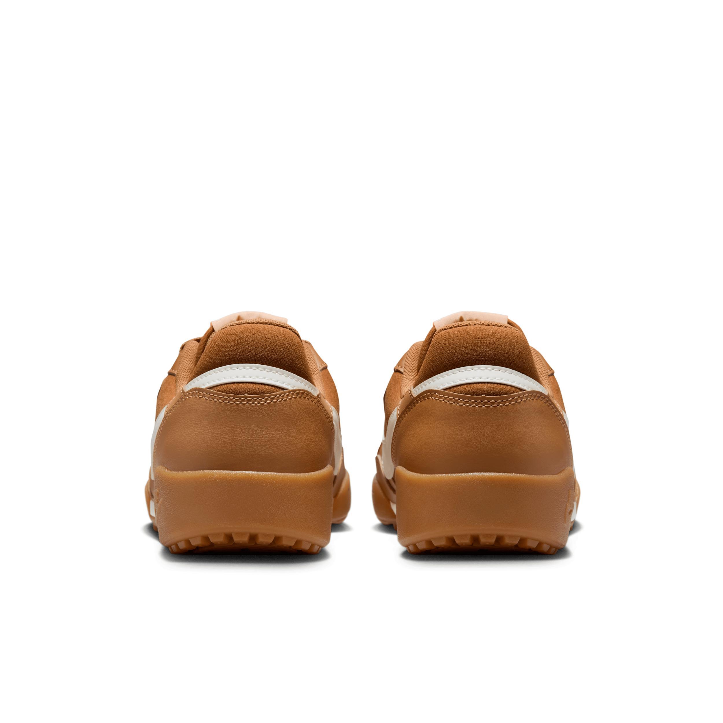 Nike Women's Terra Manta Shoes Product Image