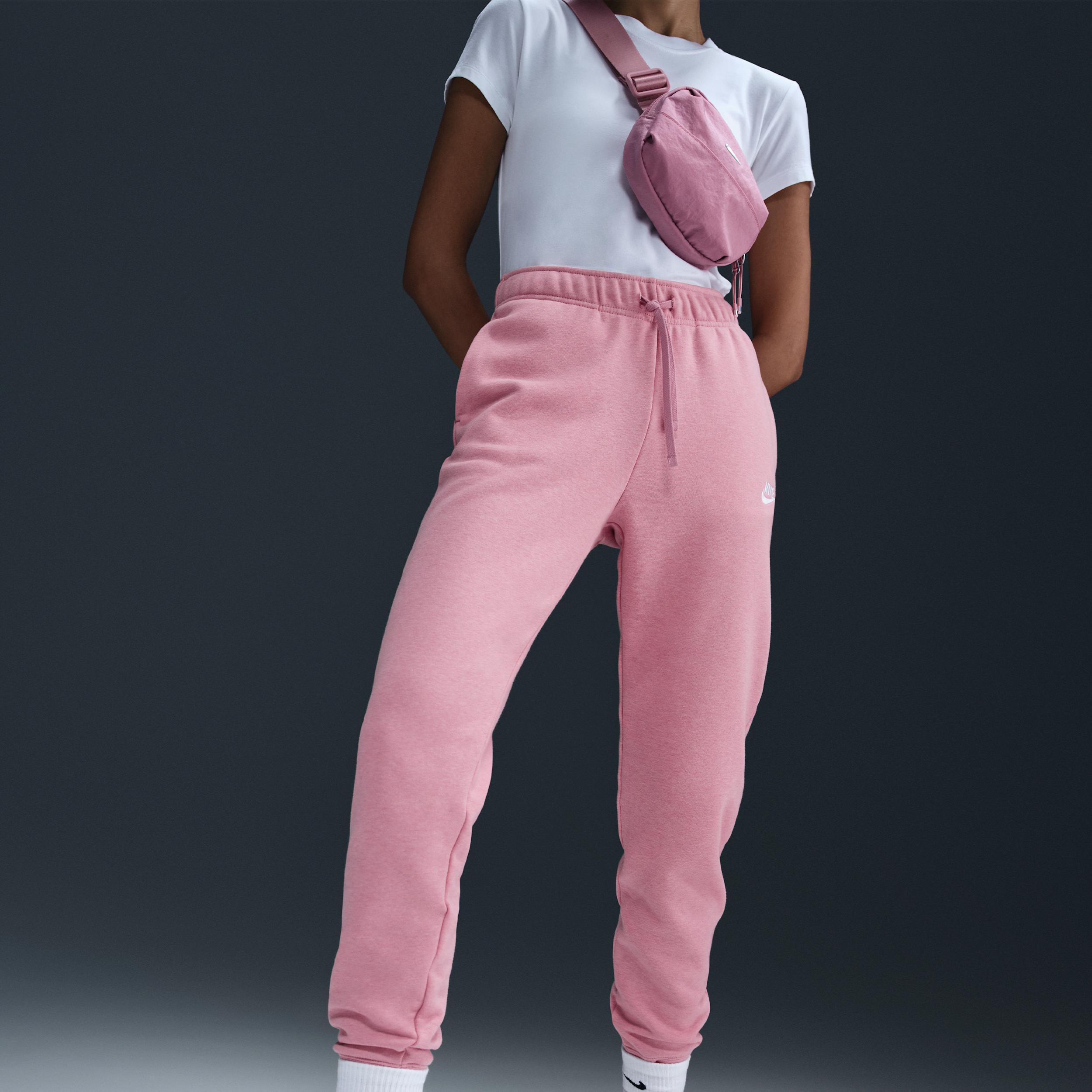 Women's Nike Sportswear Club Fleece Mid-Rise Jogger Pants Product Image
