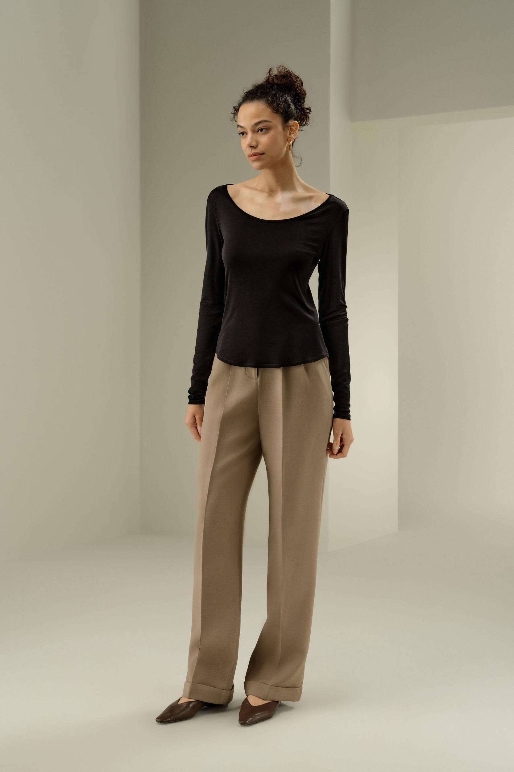 Scoop-Neck Pure Silk Slim Fit Top Product Image