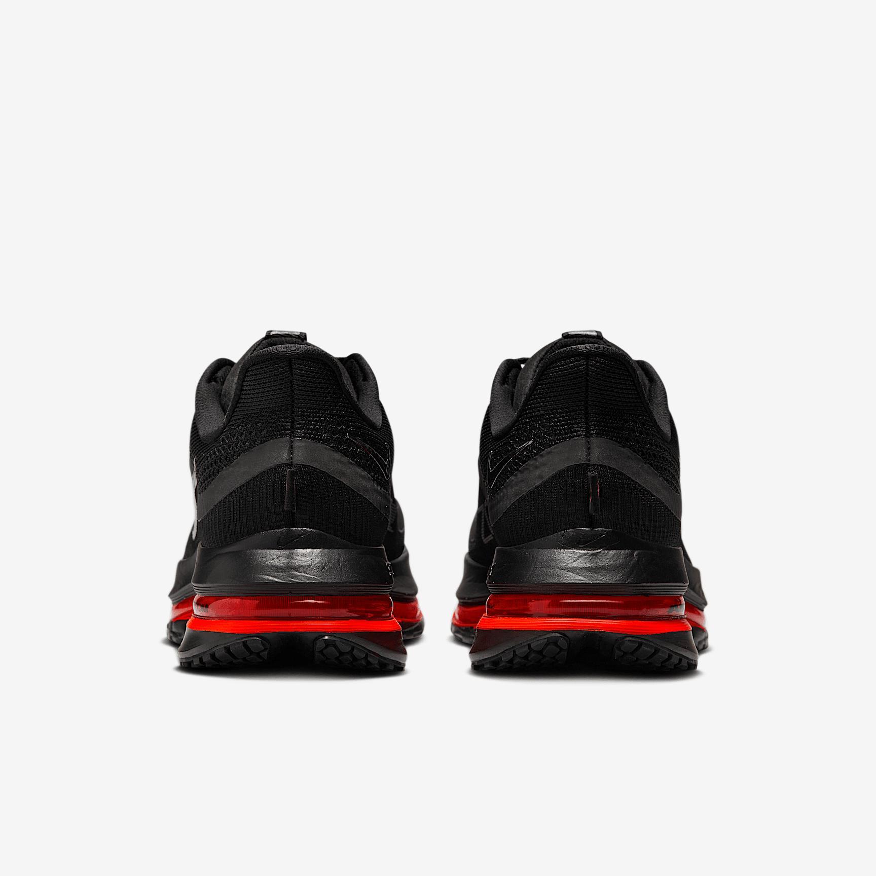 Nike Women's Pegasus Premium Road Running Shoes Product Image