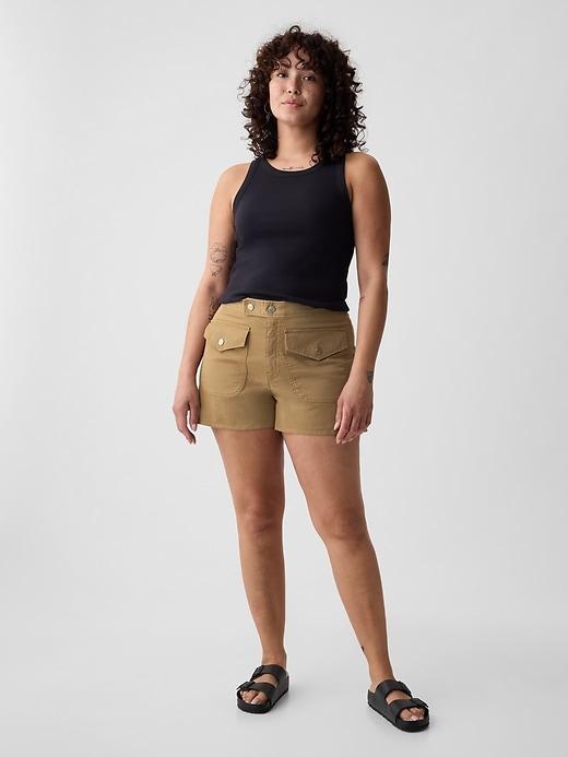 4" Downtown Khaki Shorts Product Image