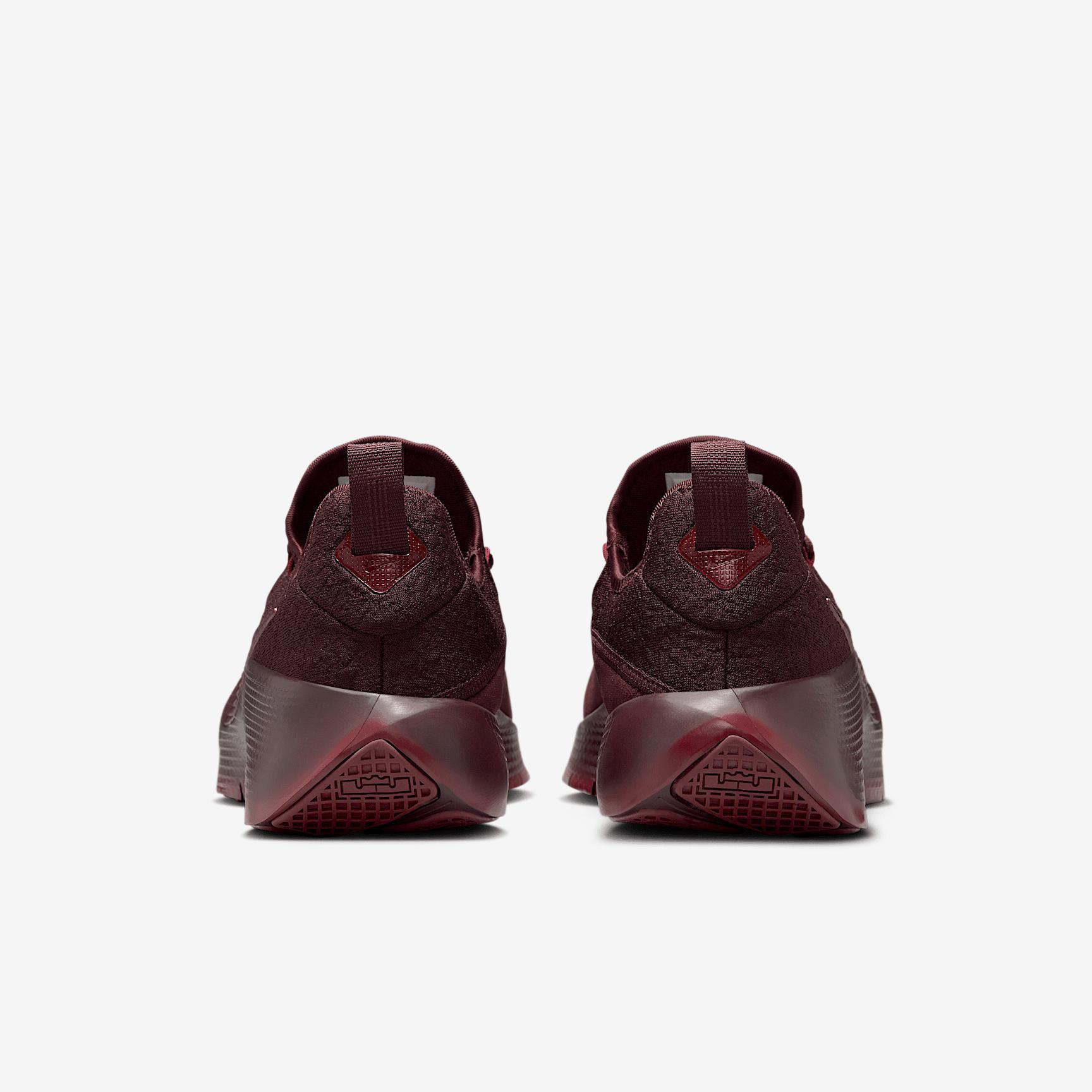 Nike Men's LeBron TR 1 Workout Shoes Product Image
