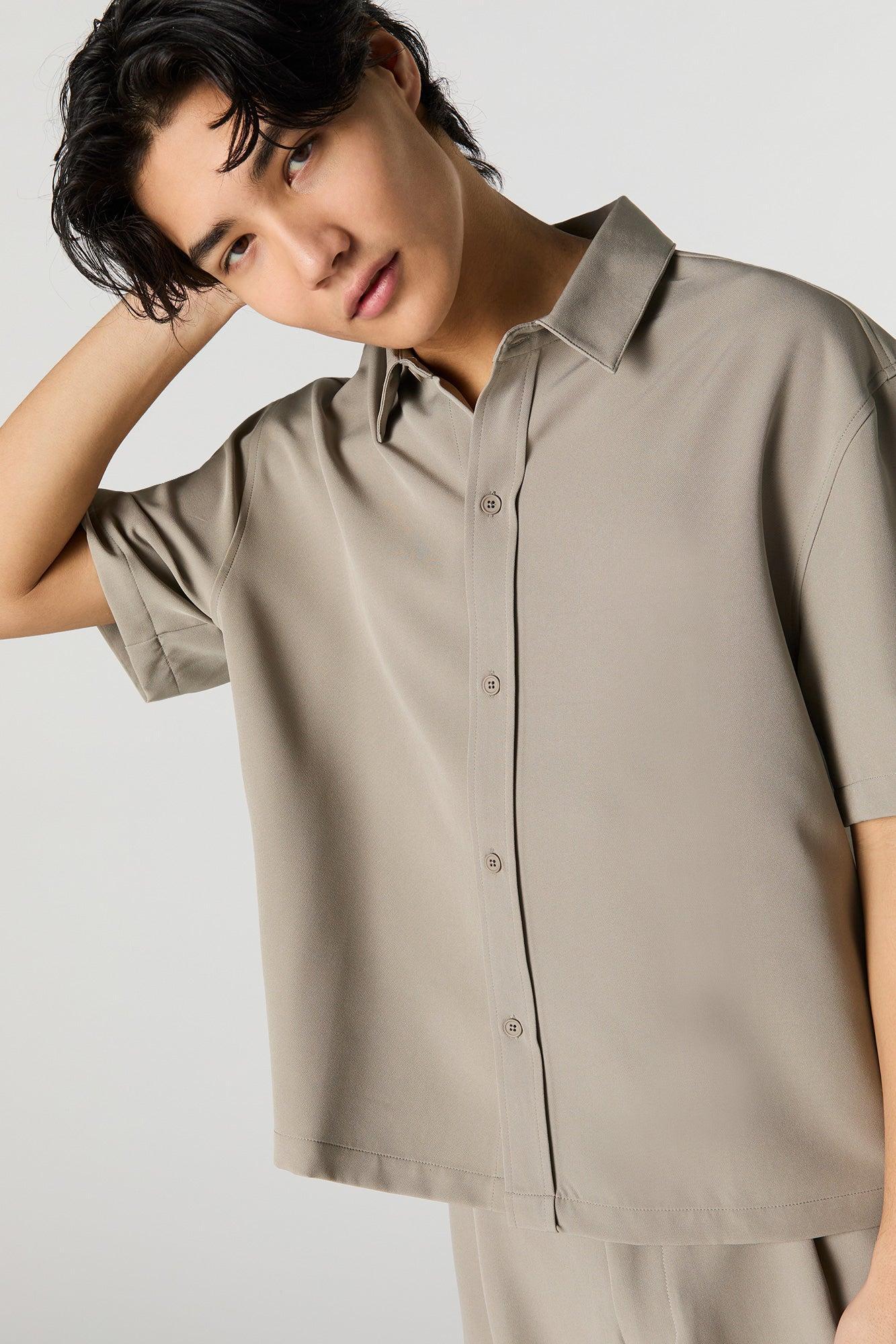 Boxy Button-Up Short Sleeve Top Male Product Image