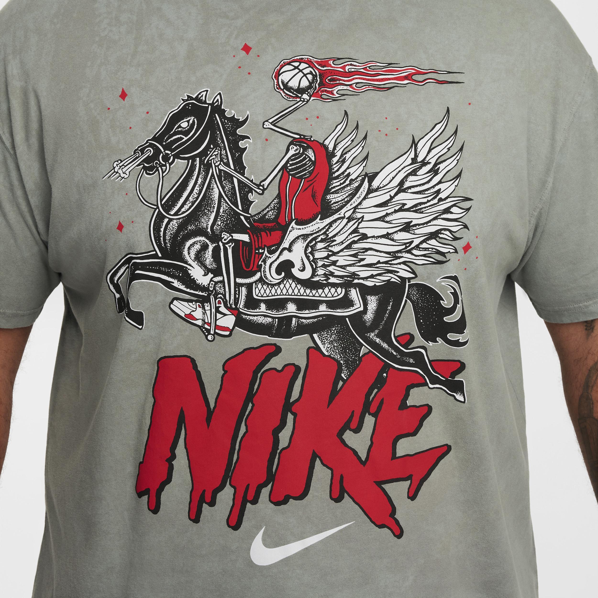 Nike Men's Max90 Basketball T-Shirt Product Image