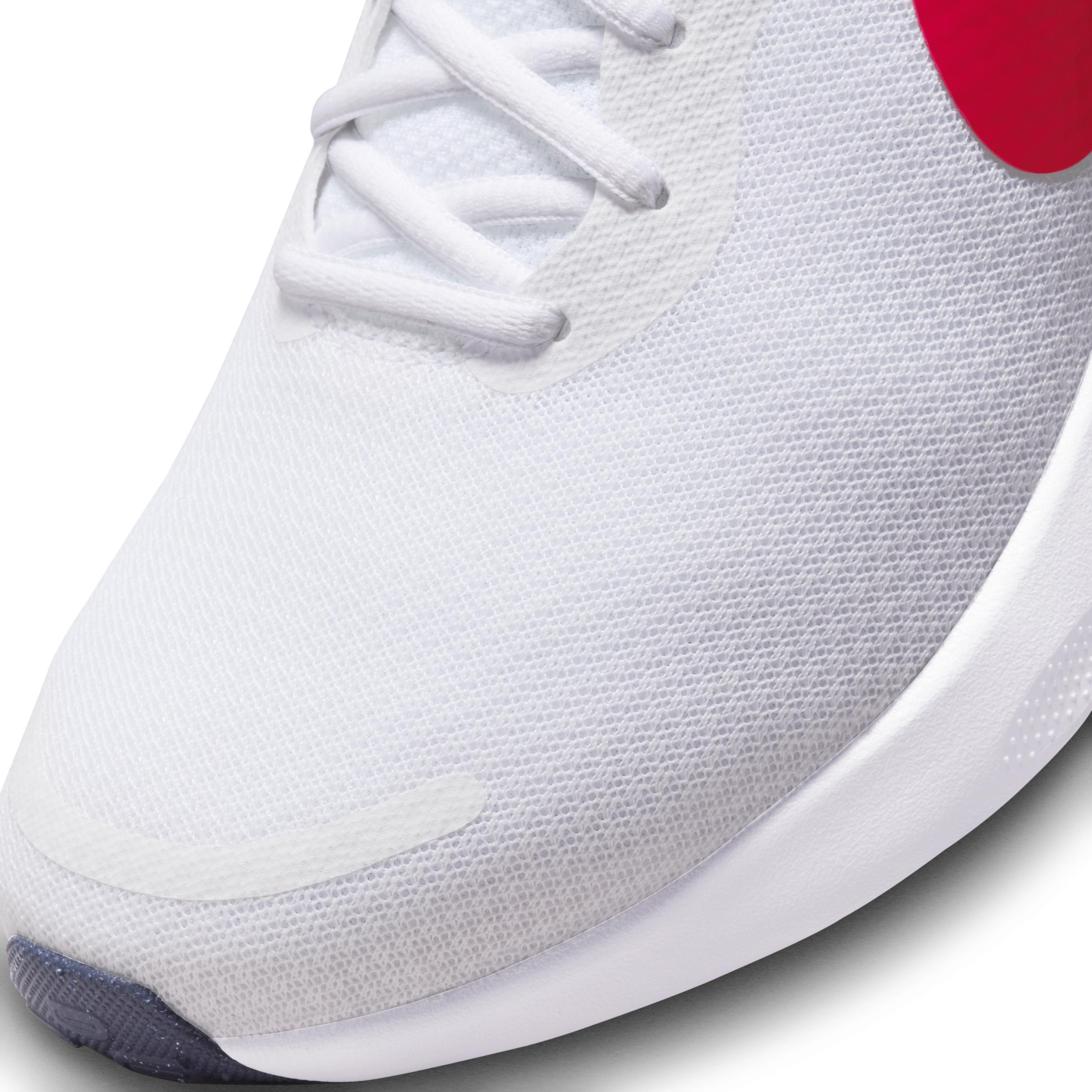 Men's Revolution 7 Road Running Shoes (extra Wide) In White Product Image