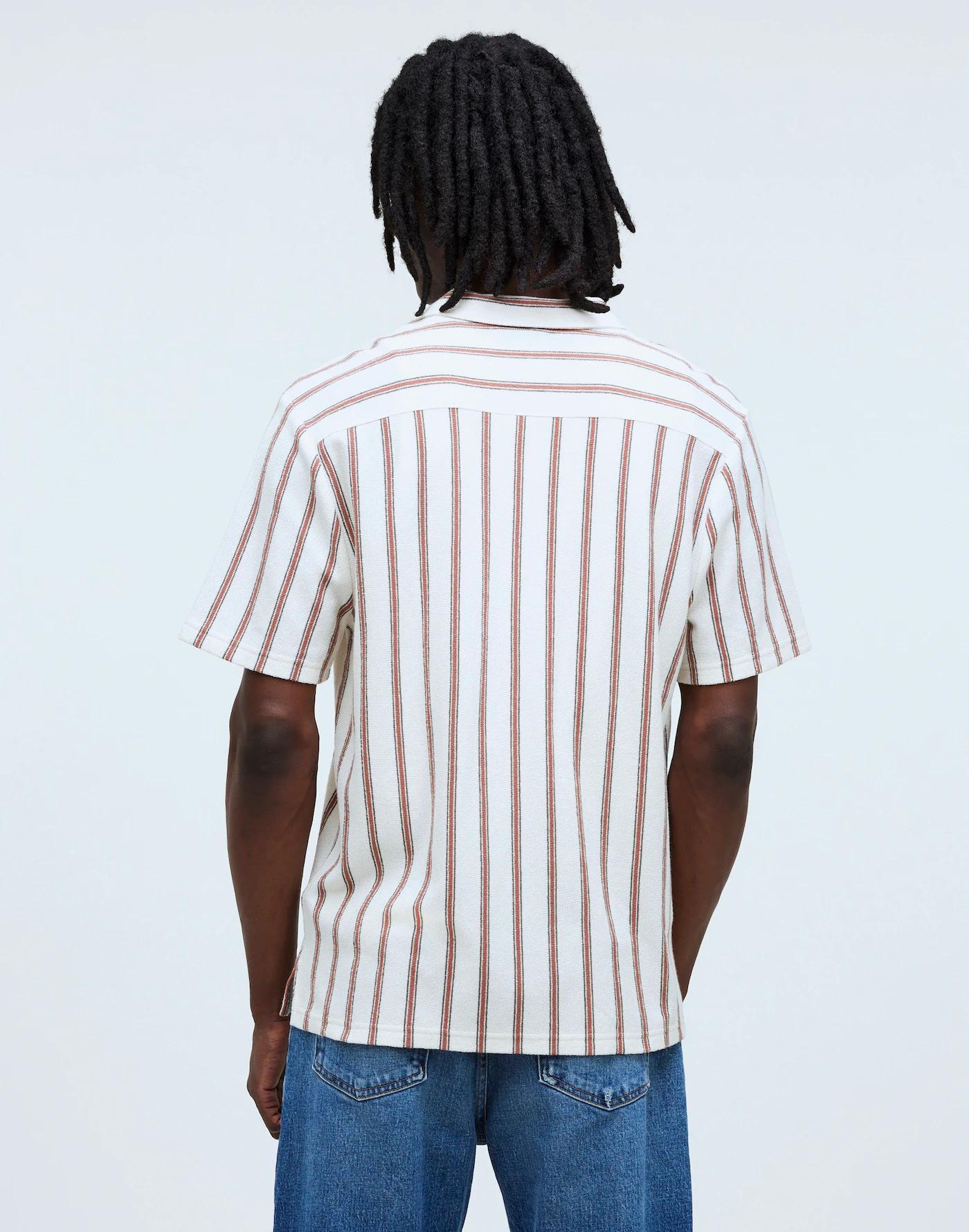 Easy Short-Sleeve Shirt in Stripe Jacquard Product Image