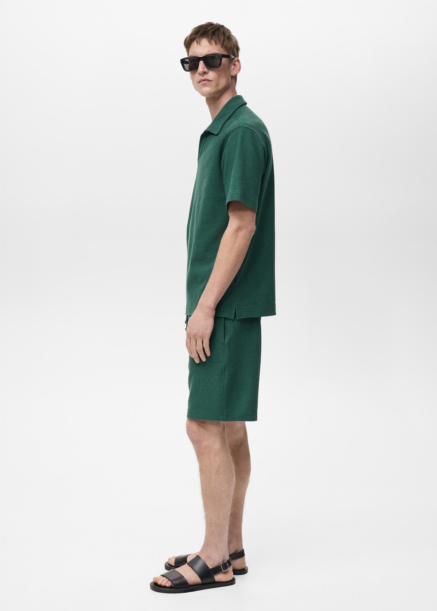Textured cotton bermuda shorts with drawstring - Men | MANGO USA Product Image