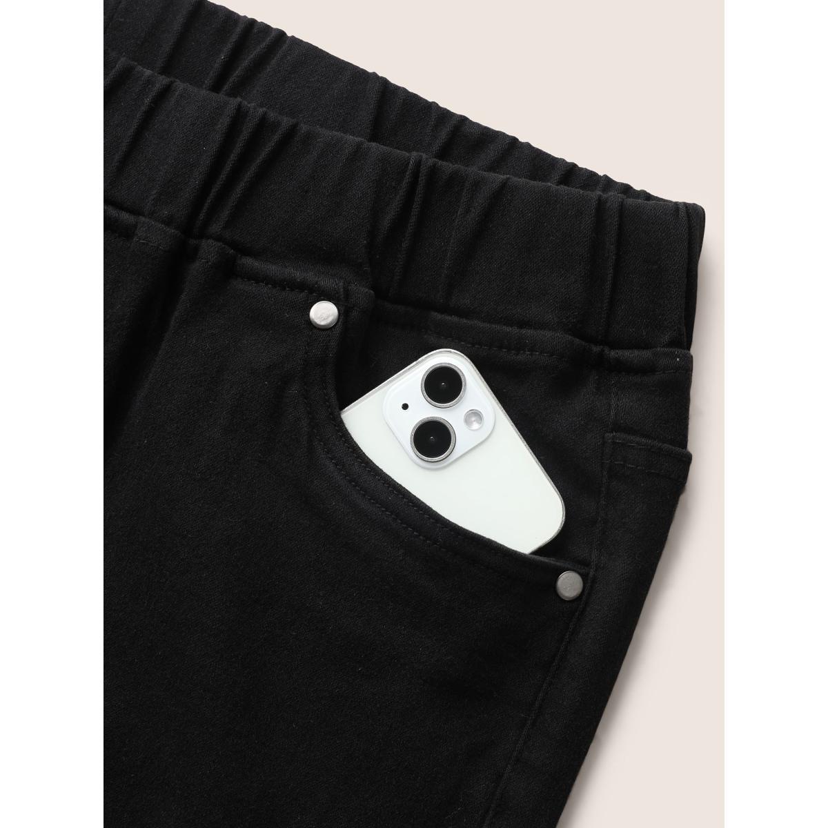 Plus Size Black Wash Slit Hem Slim Denim Shorts Women Denimblack Slit High stretch Everyday Slanted pocket Casual Denim Shorts BloomChic 20/2X Product Image