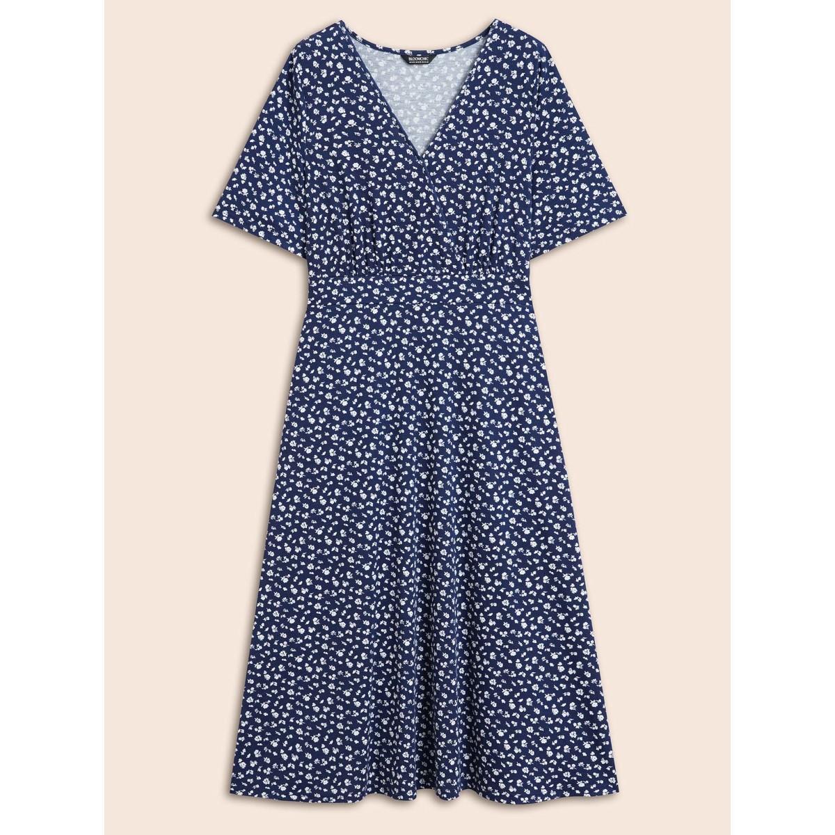 Plus Size Ditsy Floral V Neck Shirred Dress Navy Women Casual Shirred Overlap Collar Short sleeve Curvy BloomChic 18-20/2X Product Image