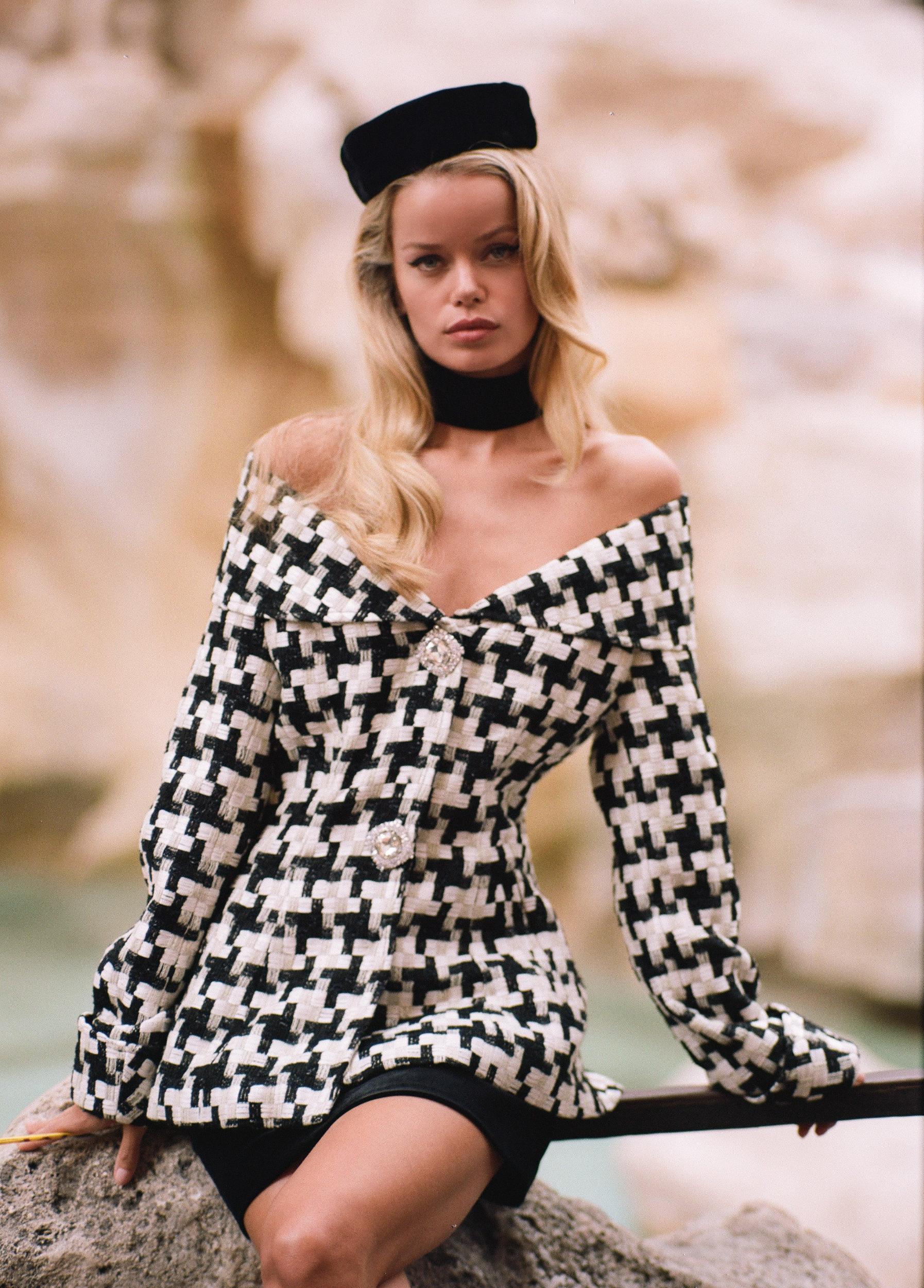 Marlee Plaid Top (Black/White) Product Image