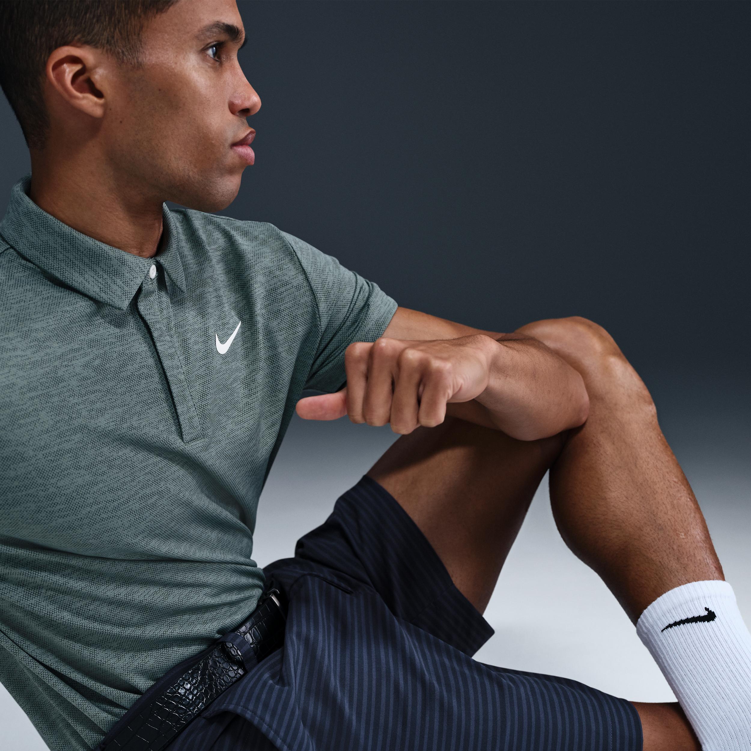 Nike Men's Victory+ Dri-FIT Striped Golf Shorts Product Image