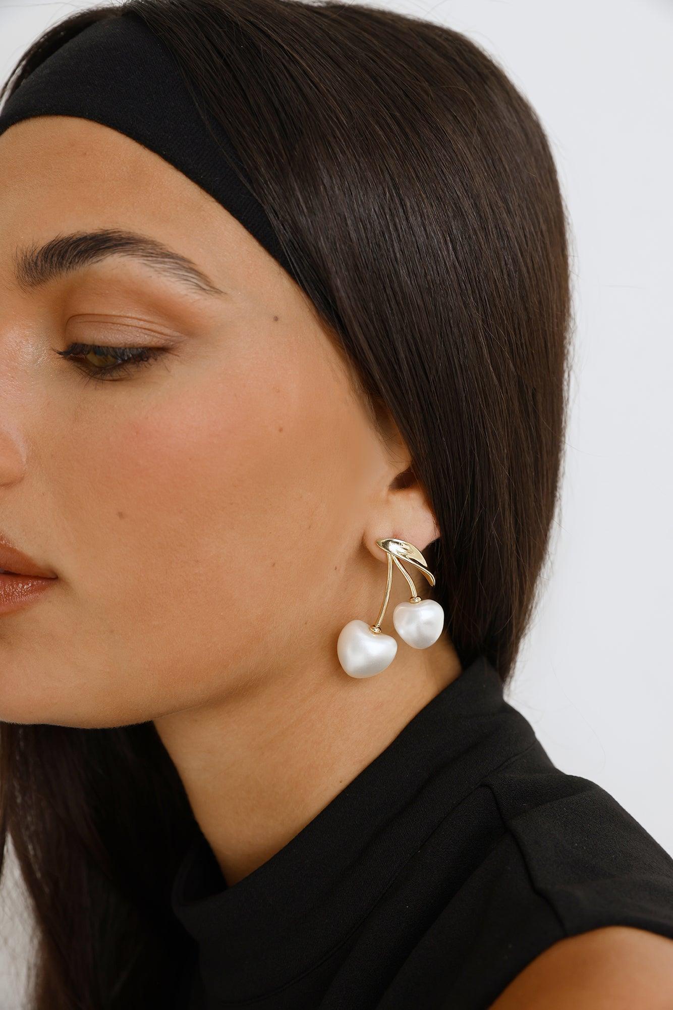 Pearl Cherries Earrings Gold Product Image