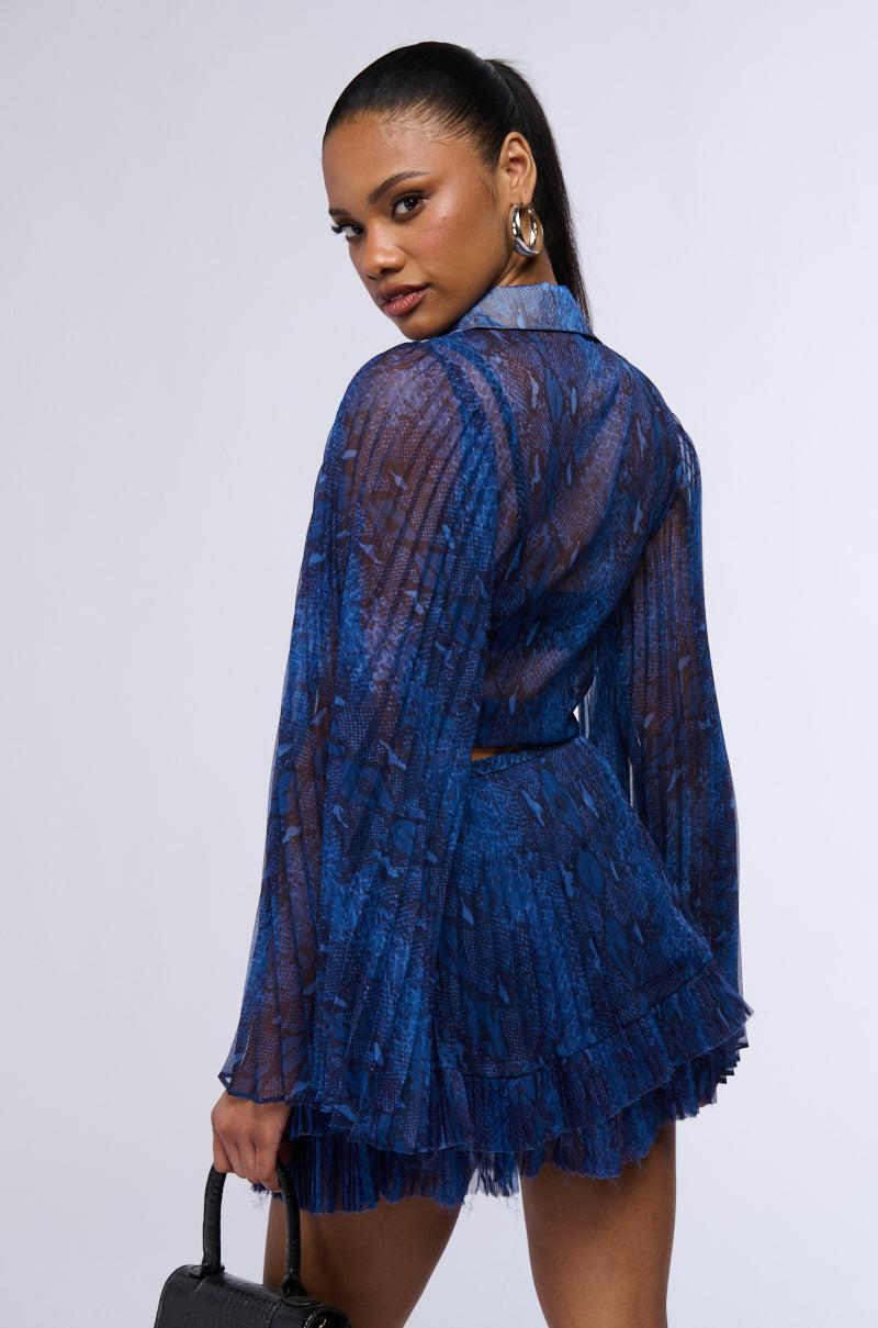 FIERCE ENERGY TIE FRONT ANGEL SLEEVE CROP BLOUSE Product Image