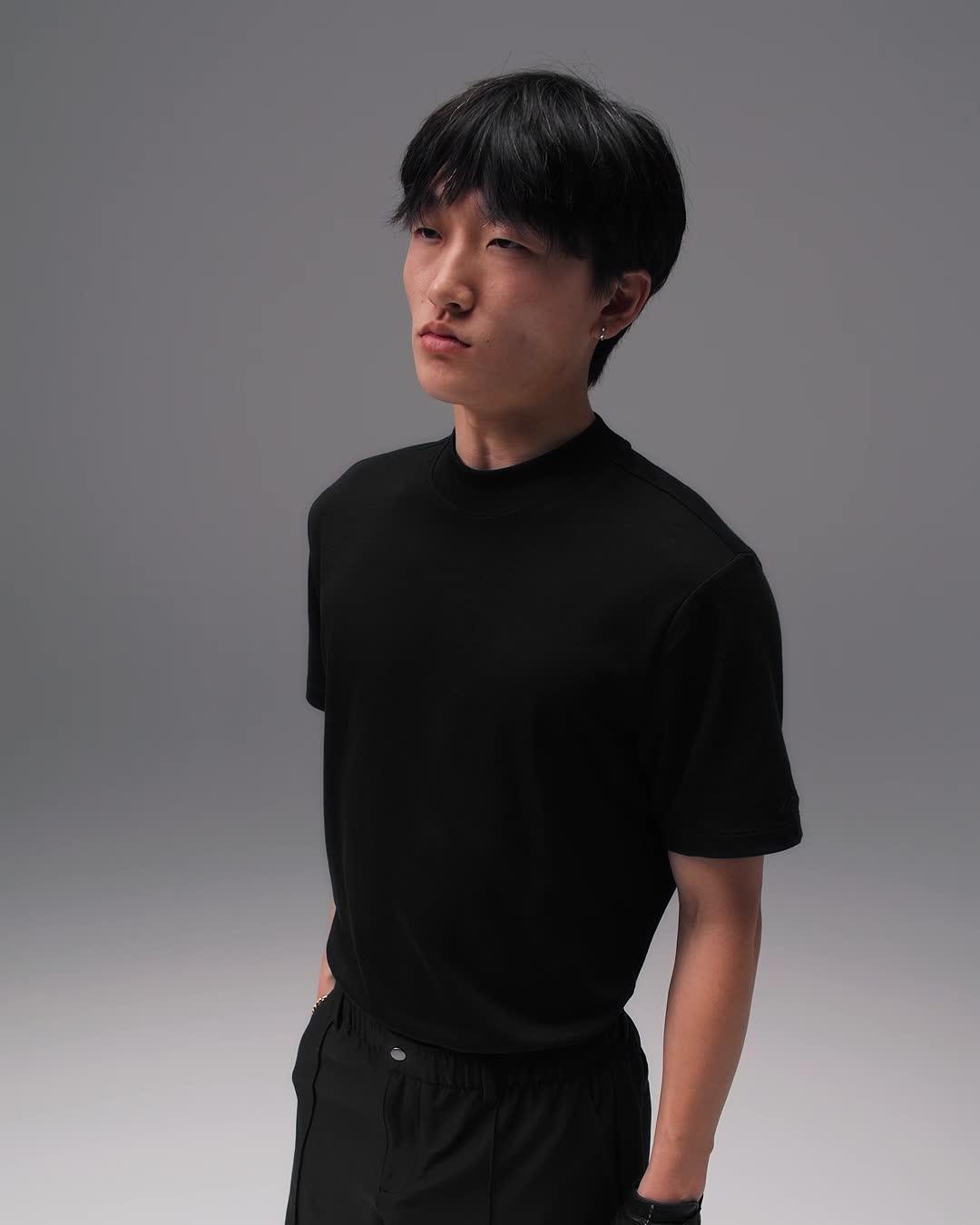 Jordan Sport Men's Dri-FIT Mock-Neck Golf Top Product Image