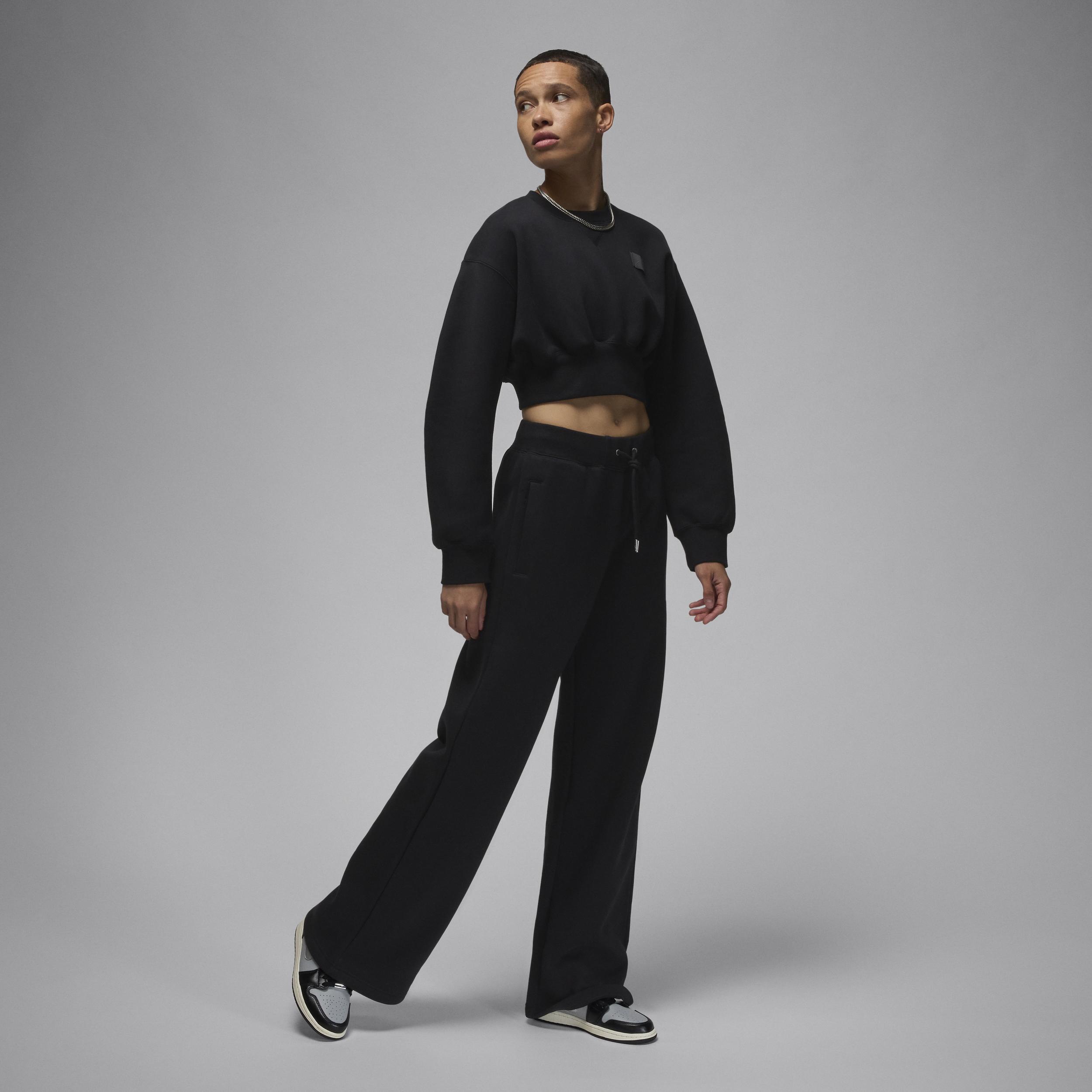 Jordan Flight Fleece Women's Cropped Sweatshirt Product Image