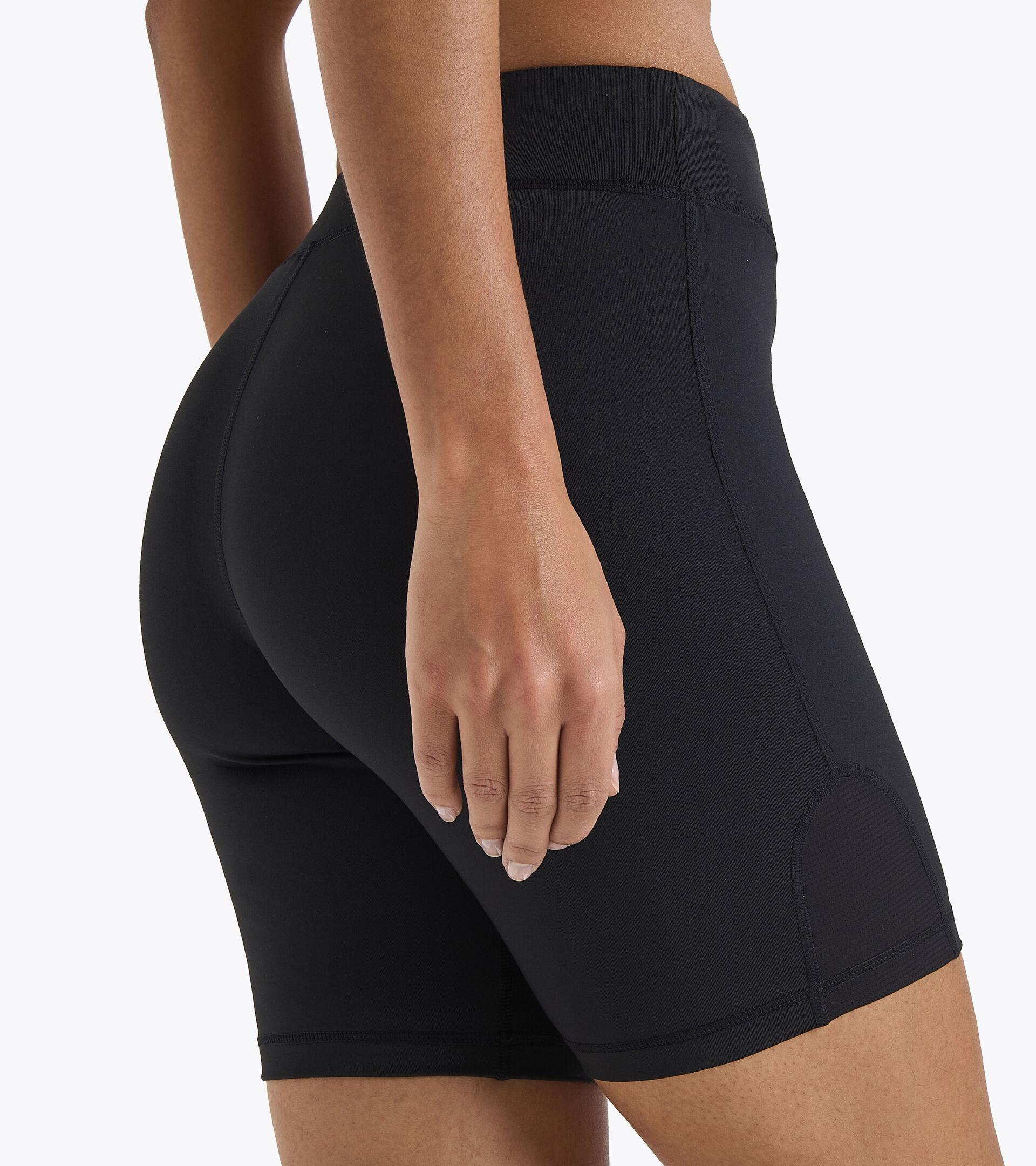 L. SHORT TIGHTS Product Image