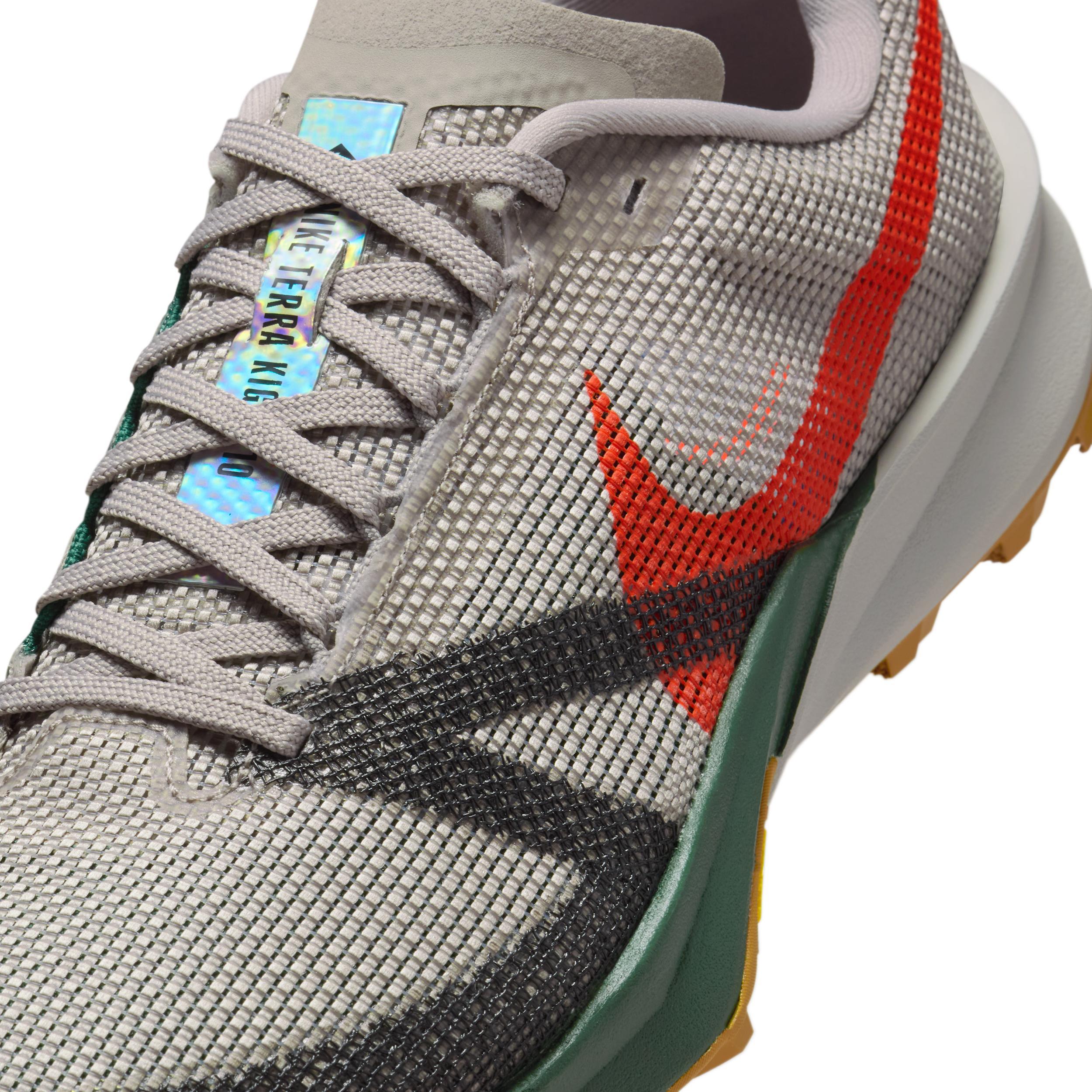 Nike Men's Kiger 10 Trail Running Shoes Product Image