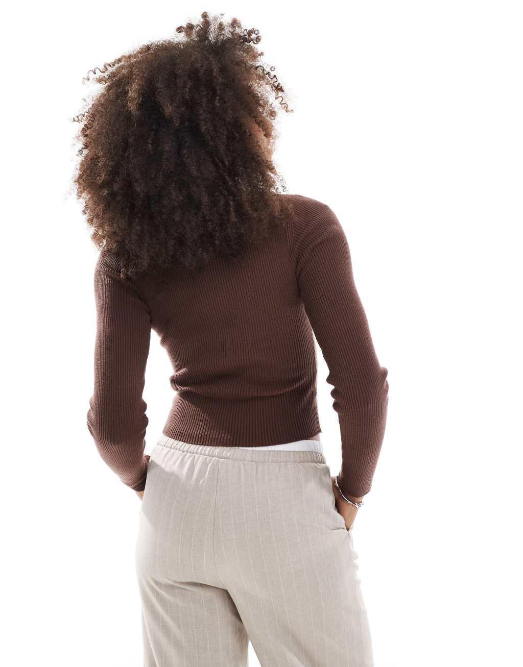 Miss Selfridge cozy knit ribbed V neck faux pearl button detail long sleeve top in chocolate Product Image