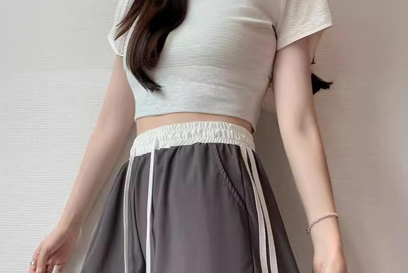 High Waist Color-Block Striped Wide-Leg Sweat Shorts Product Image