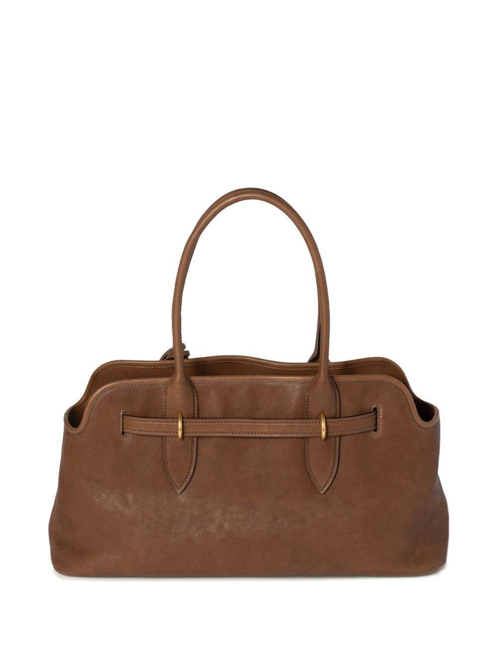 Aventure shoulder bag Product Image